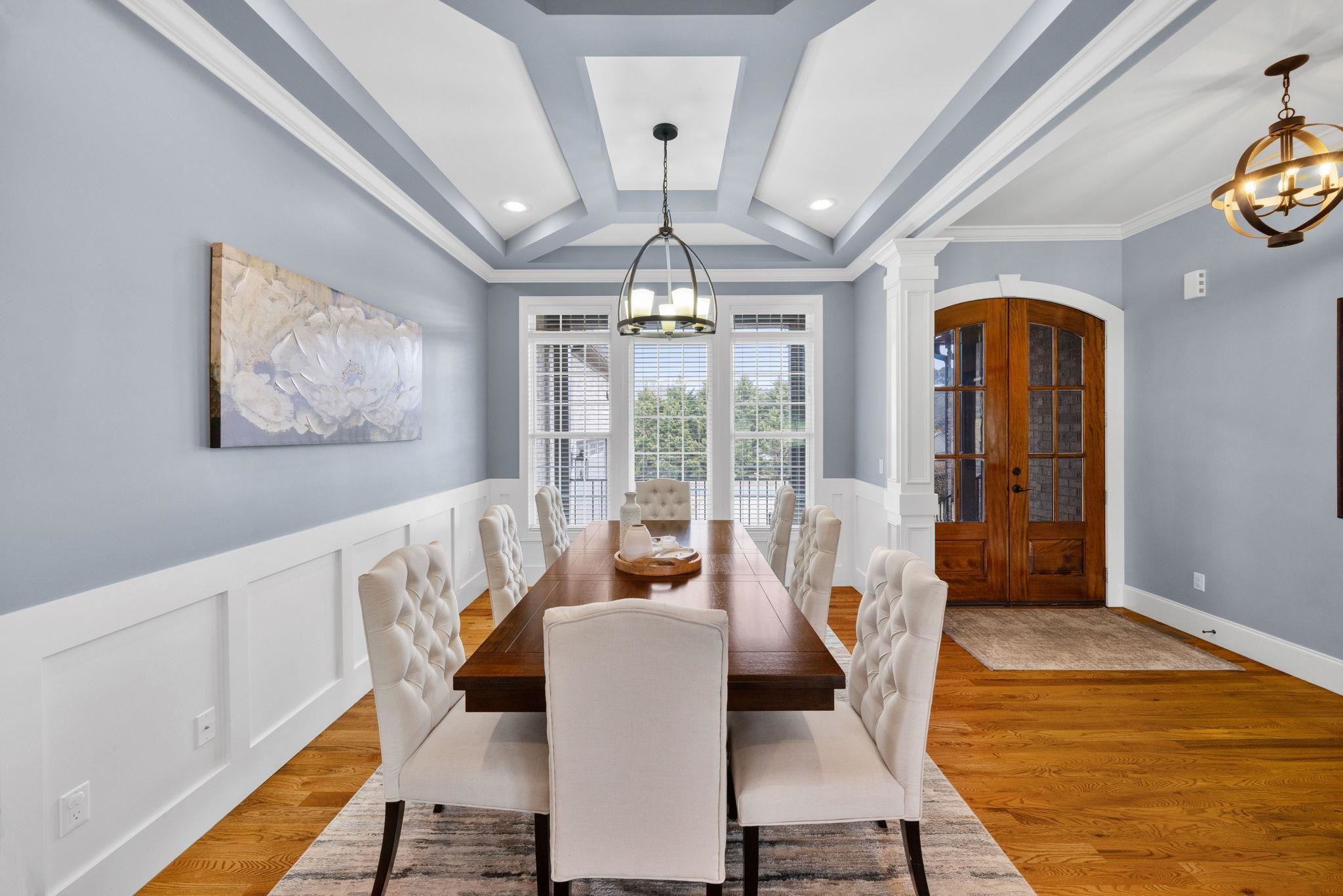 815 Shadow Creek Drive