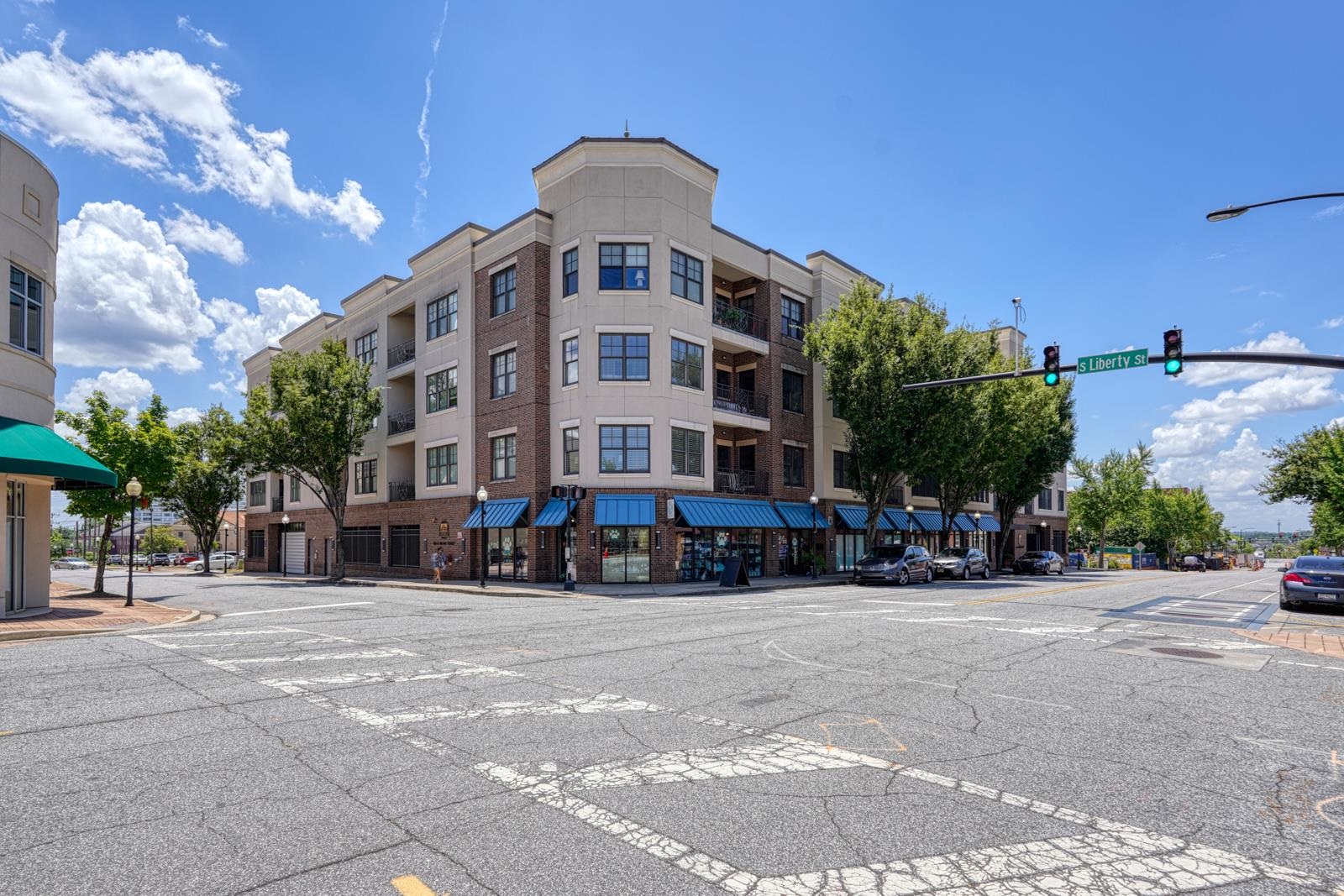 155 E Broad #414 Street