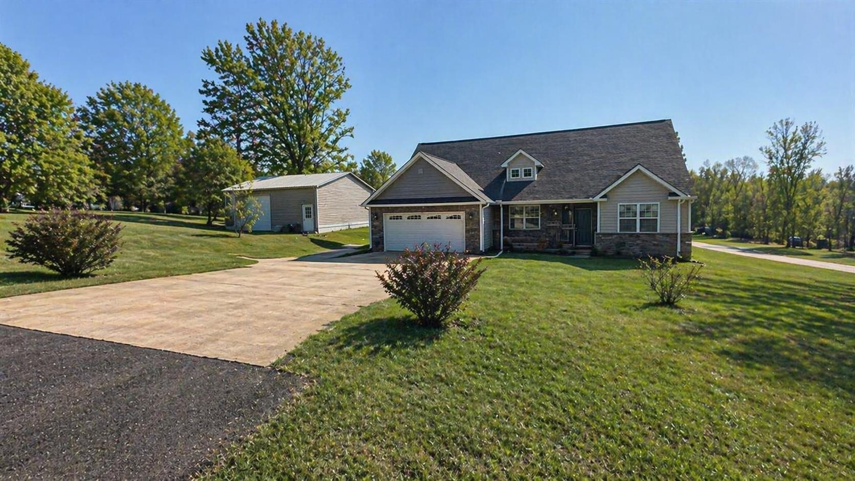 1525 Ballenger Road