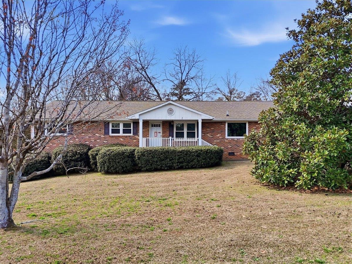 102 Pine Needle Trail