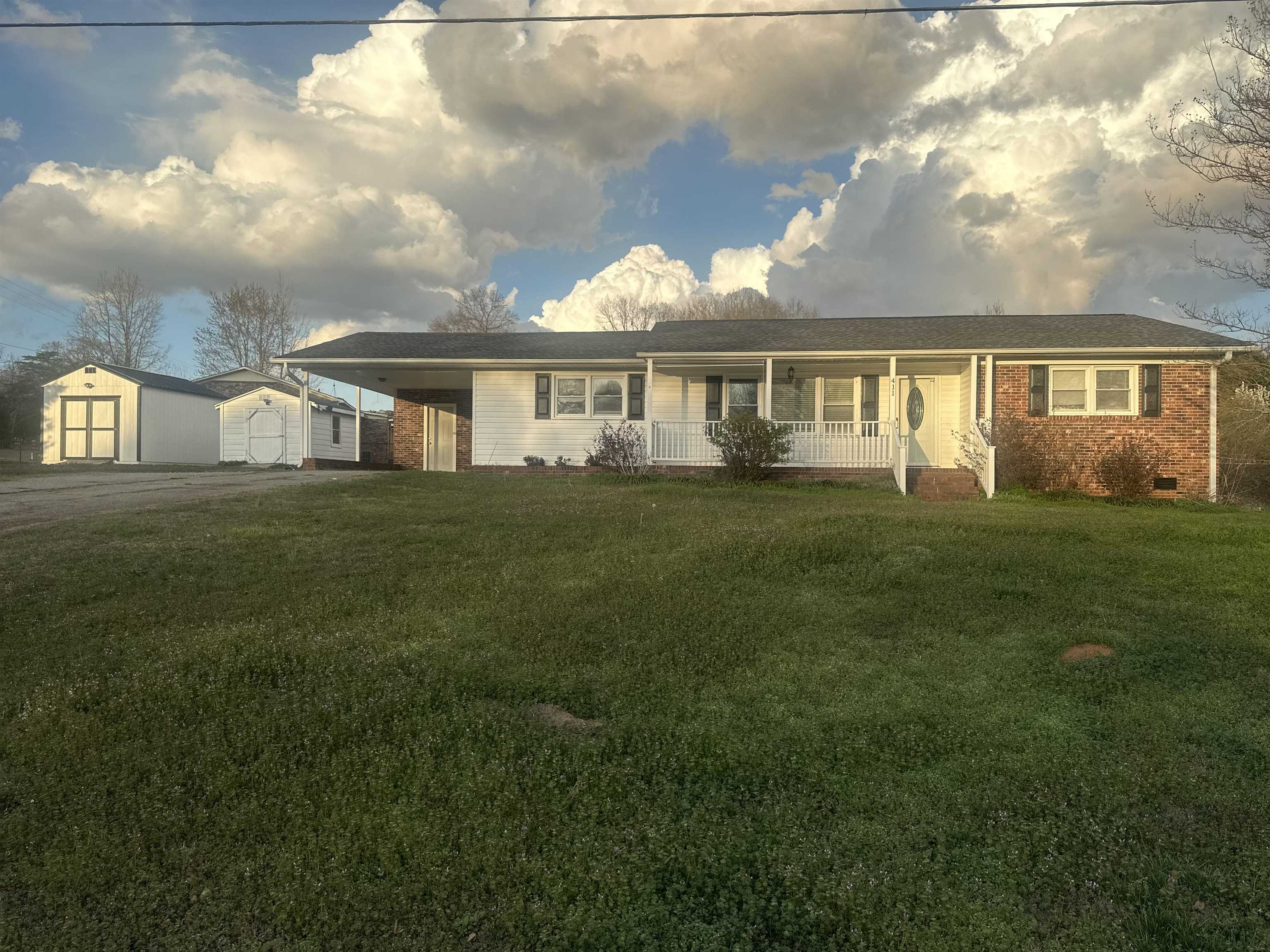411 HILLBROOK Circle