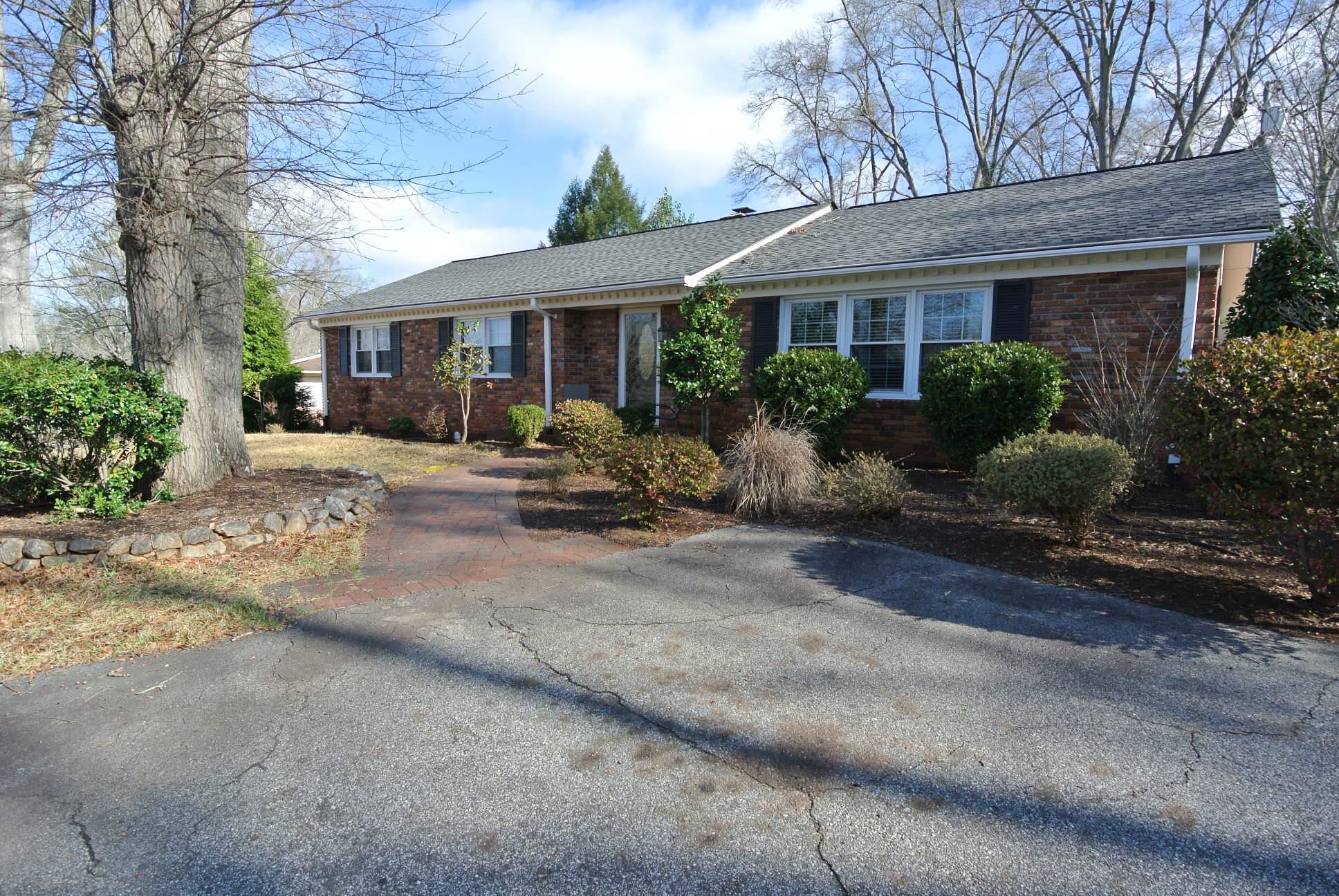 236 Greengate Lane