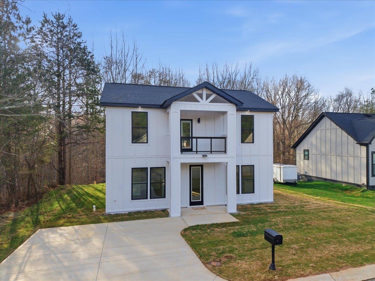 104 Backwater Way