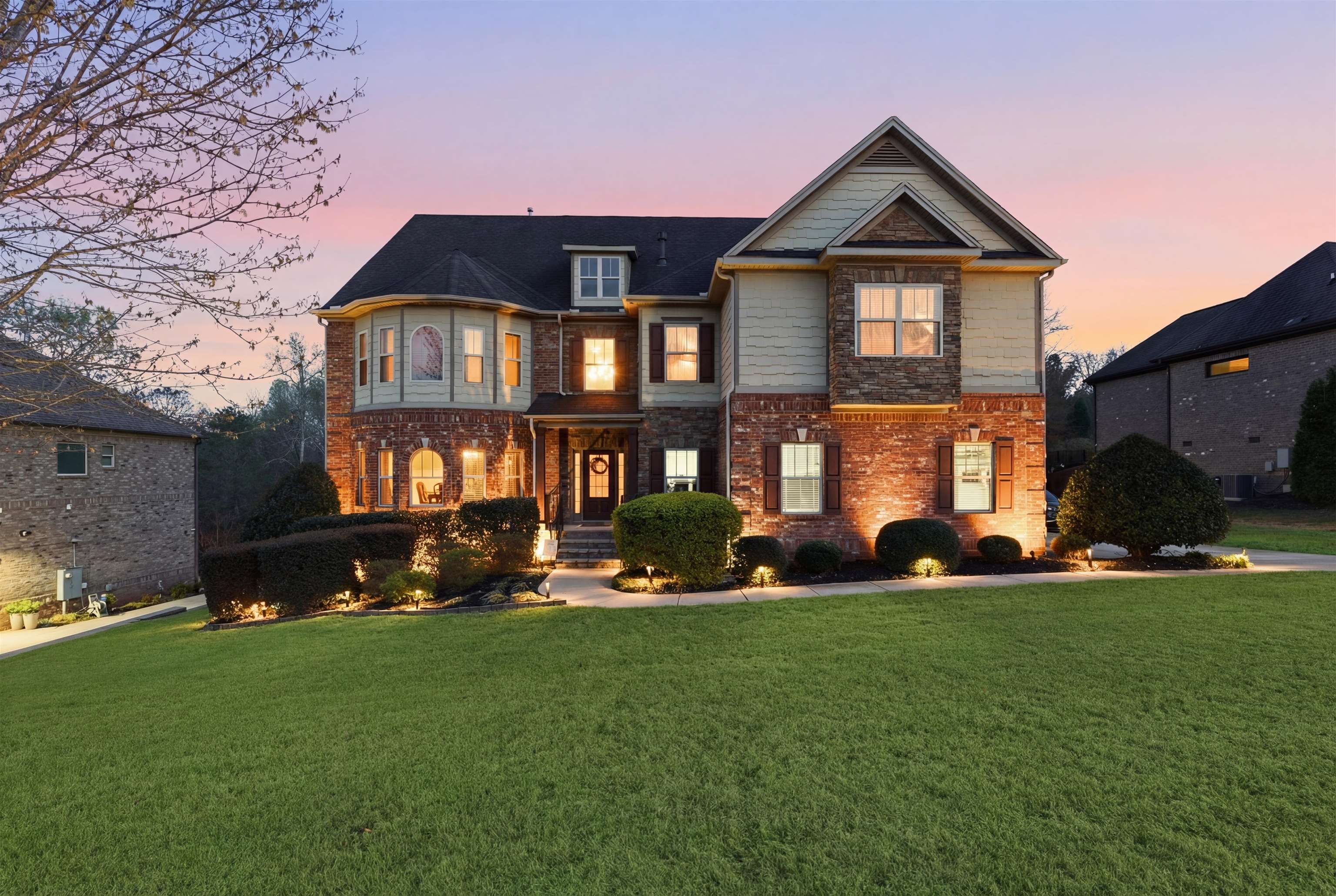 230 Tuxedo Lane
