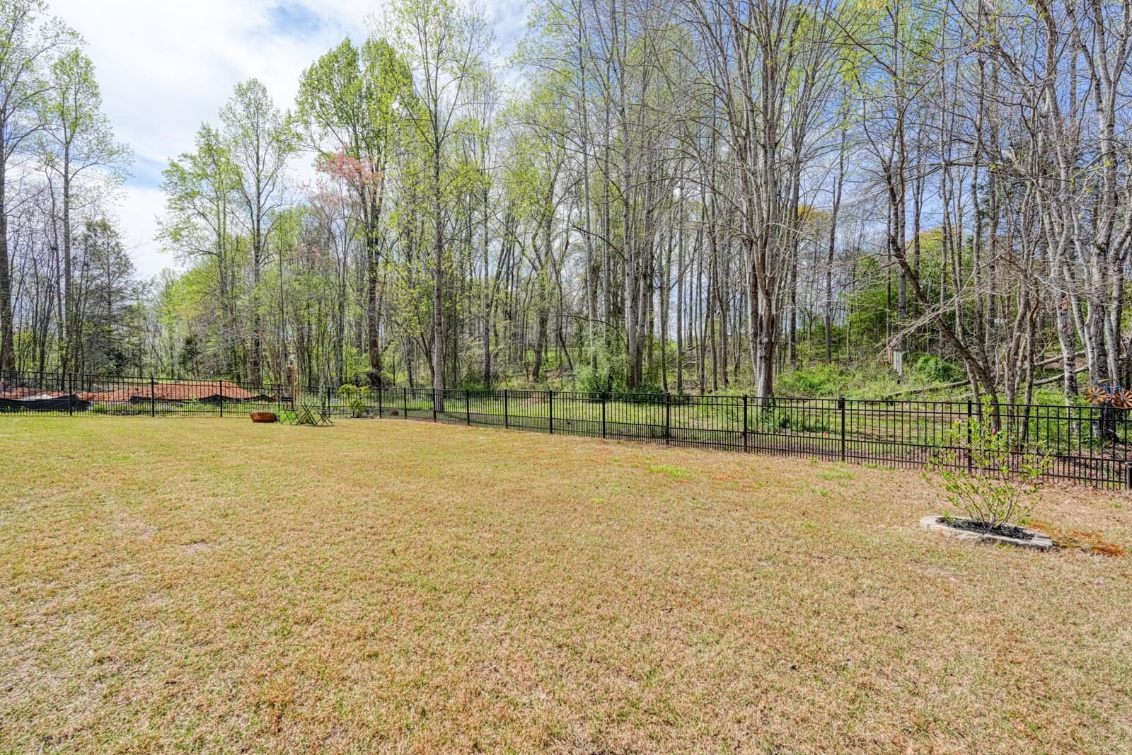 2036 Ivy Cottage Path