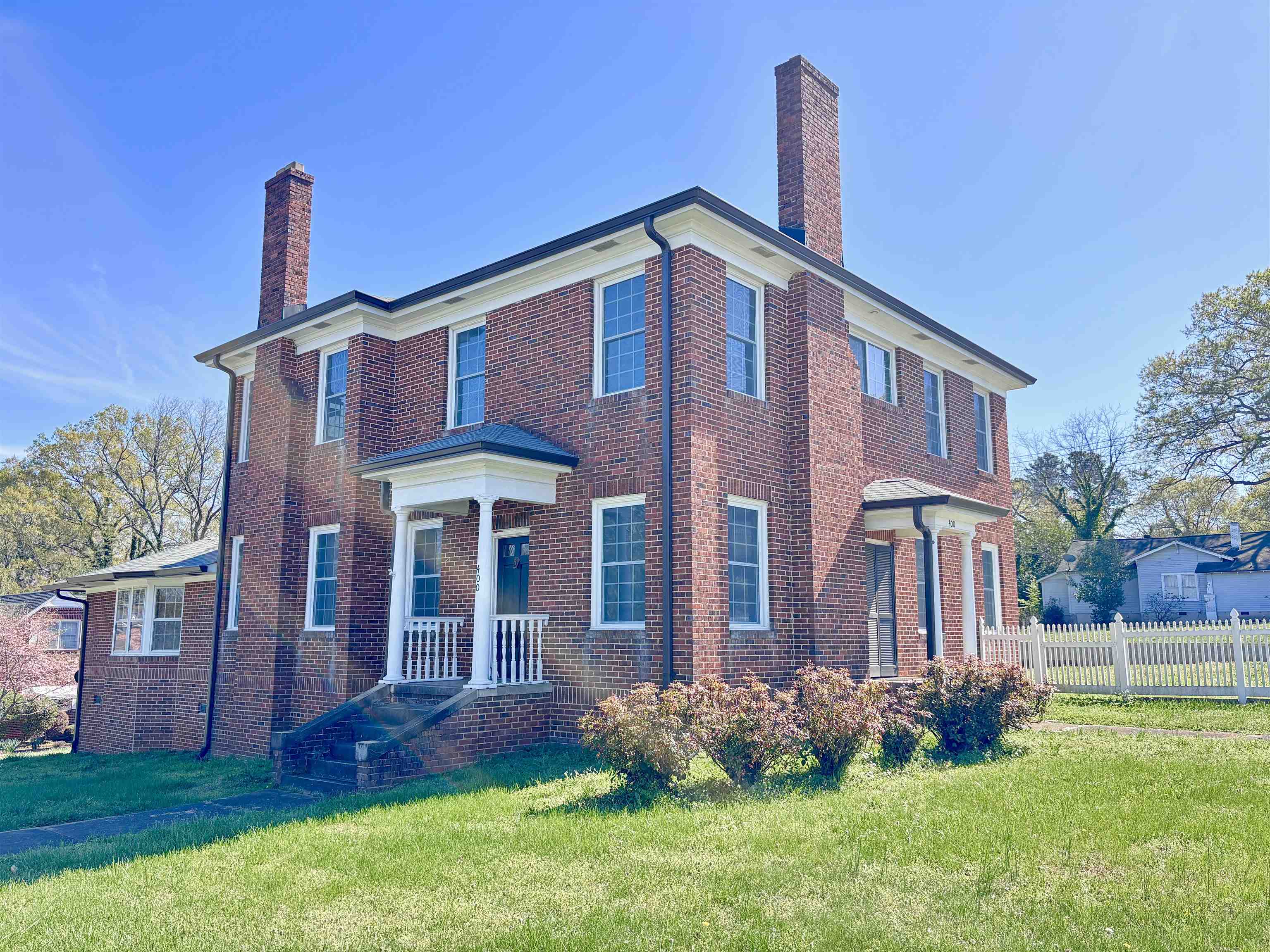 400 E Buford Street