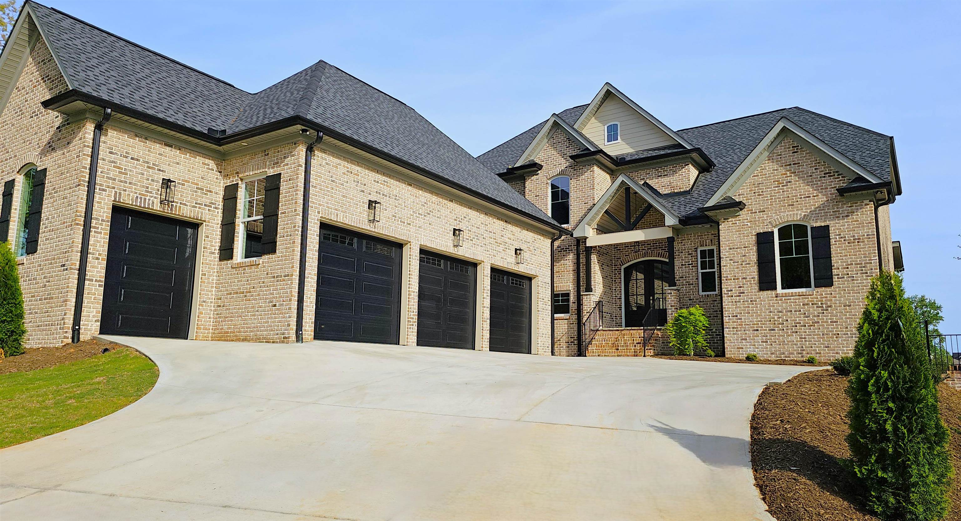 118 N Woodfin Drive