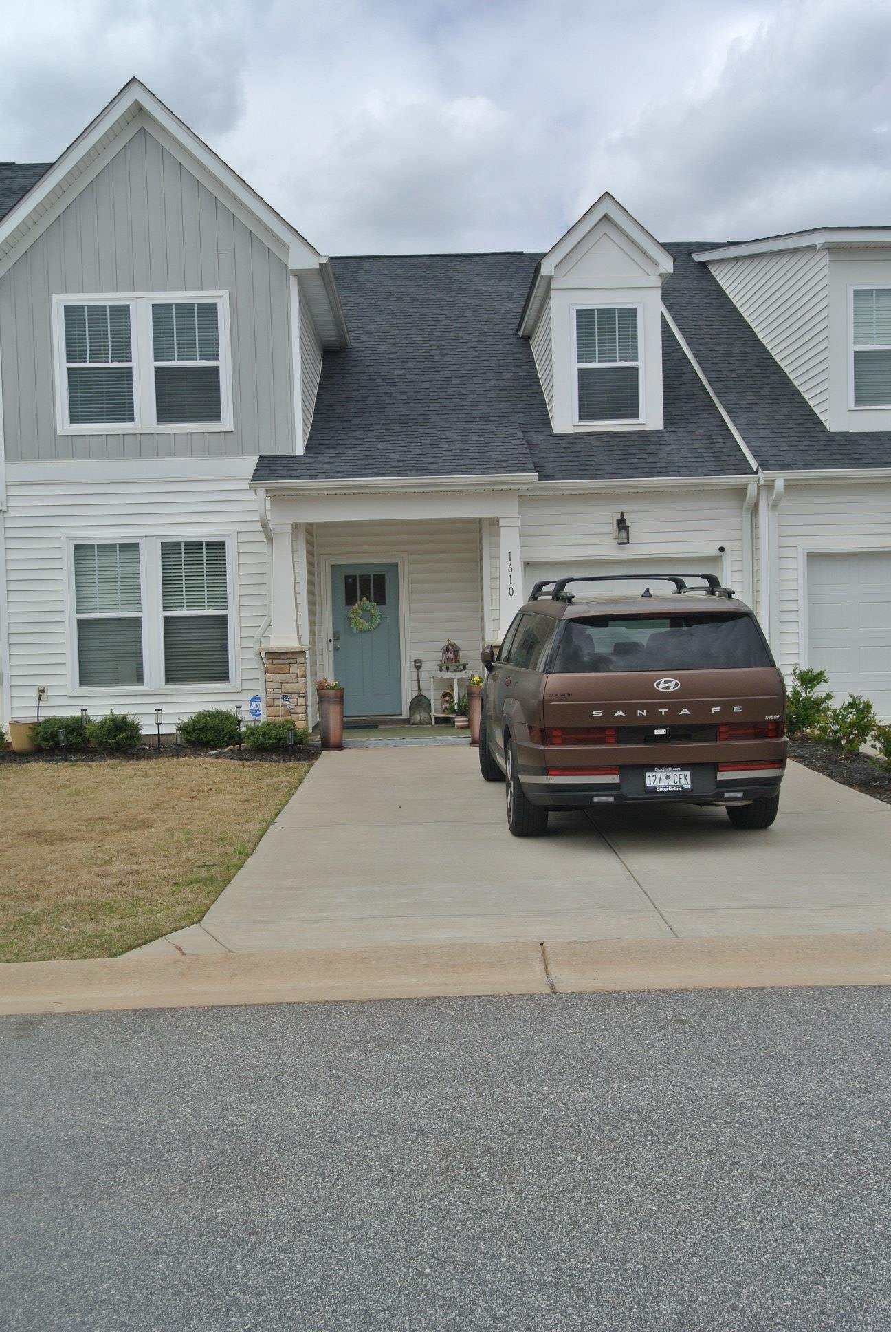 1610 Chelmsford Court
