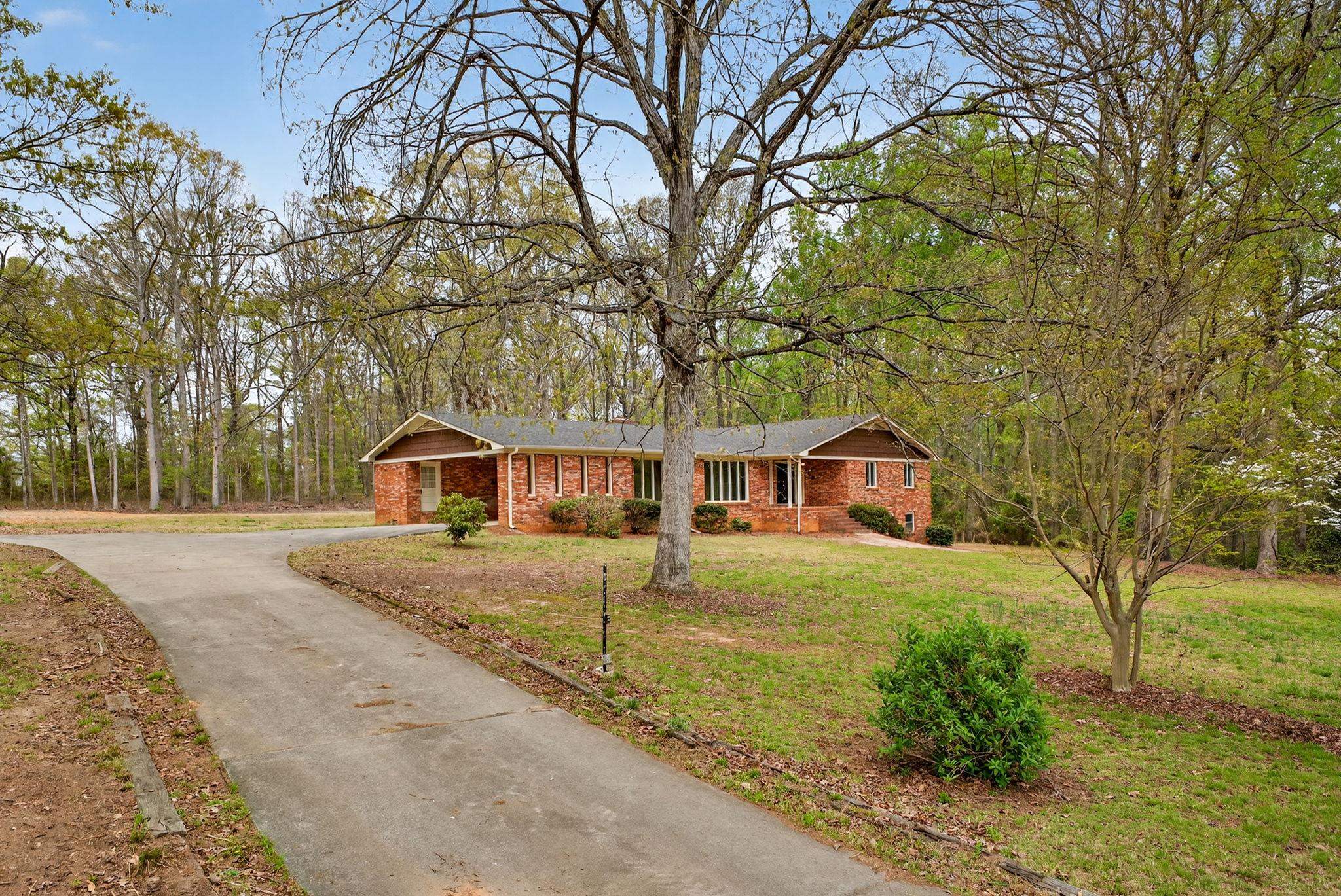 3121 Cannons Campground Road