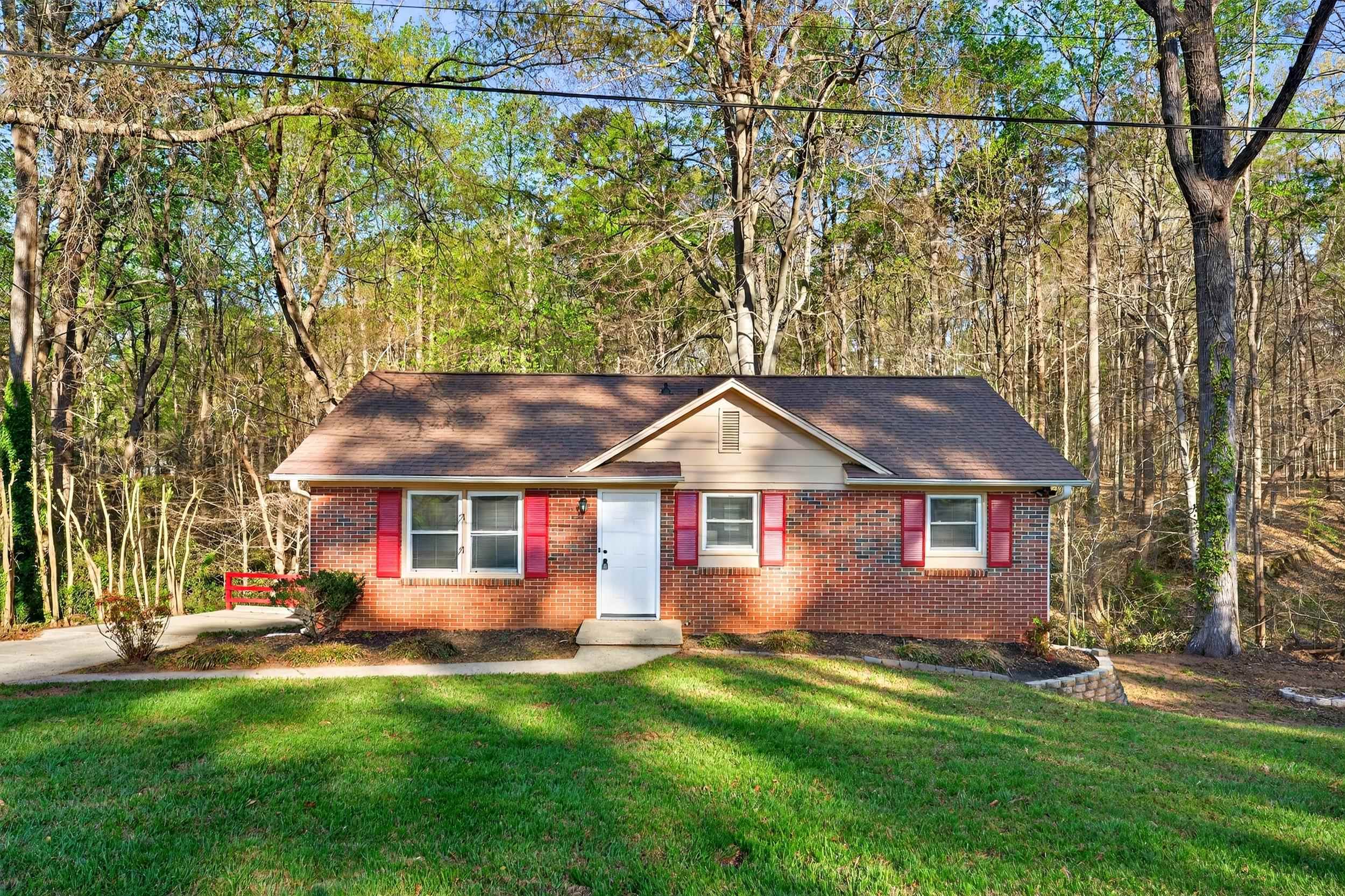 412 Brookside Drive