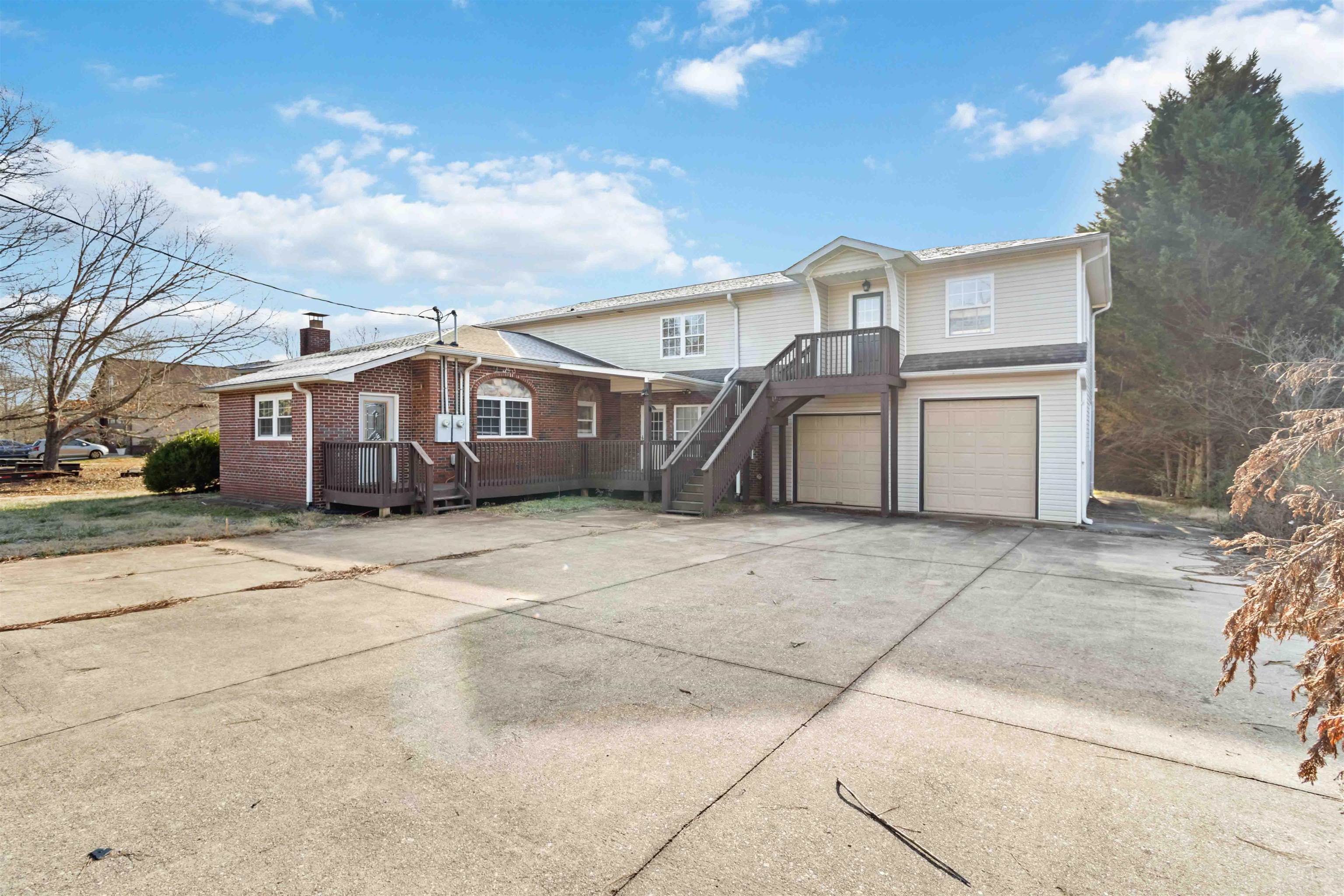 176 Sequoyah Drive