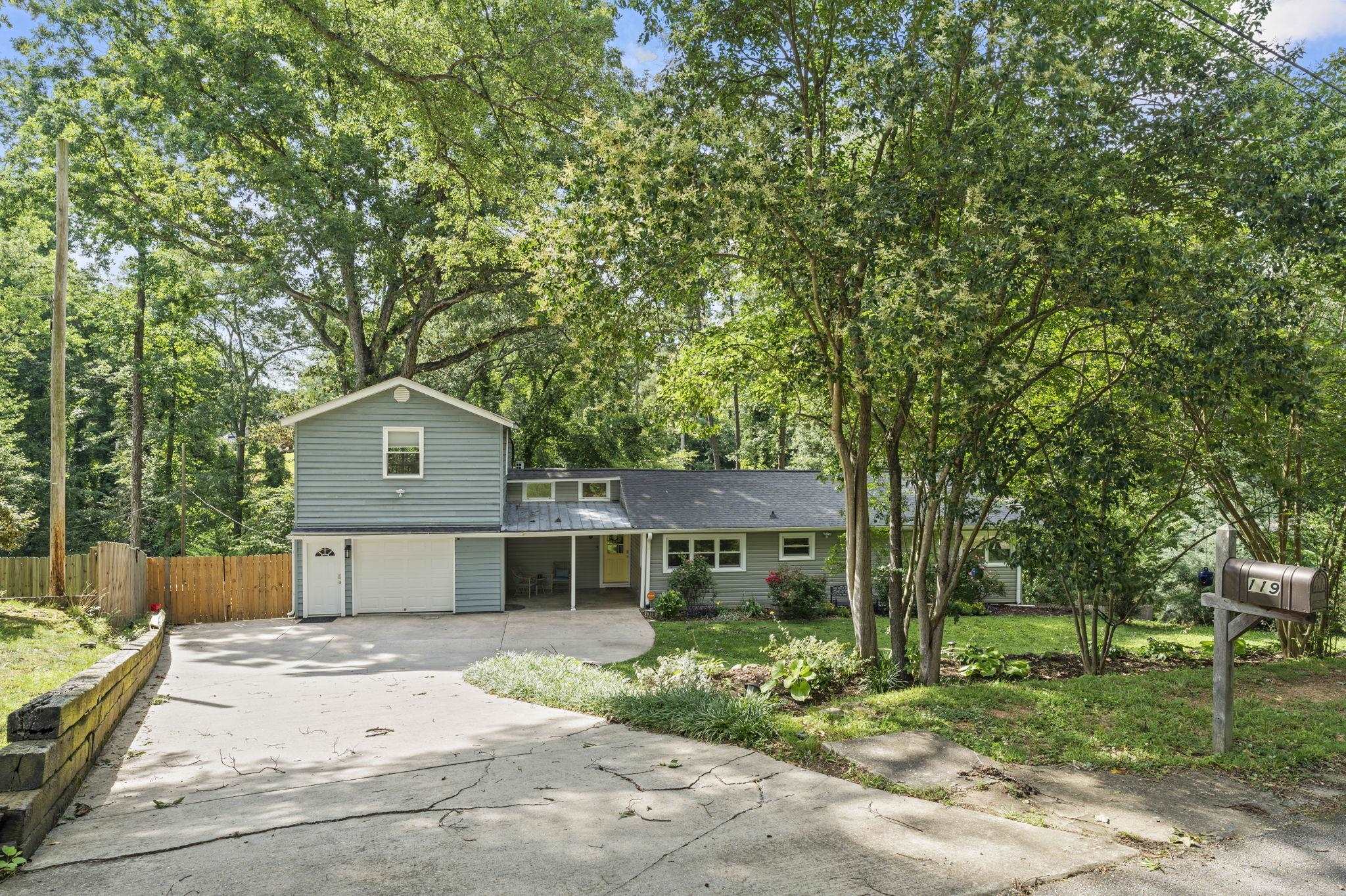 119 W Victoria Road