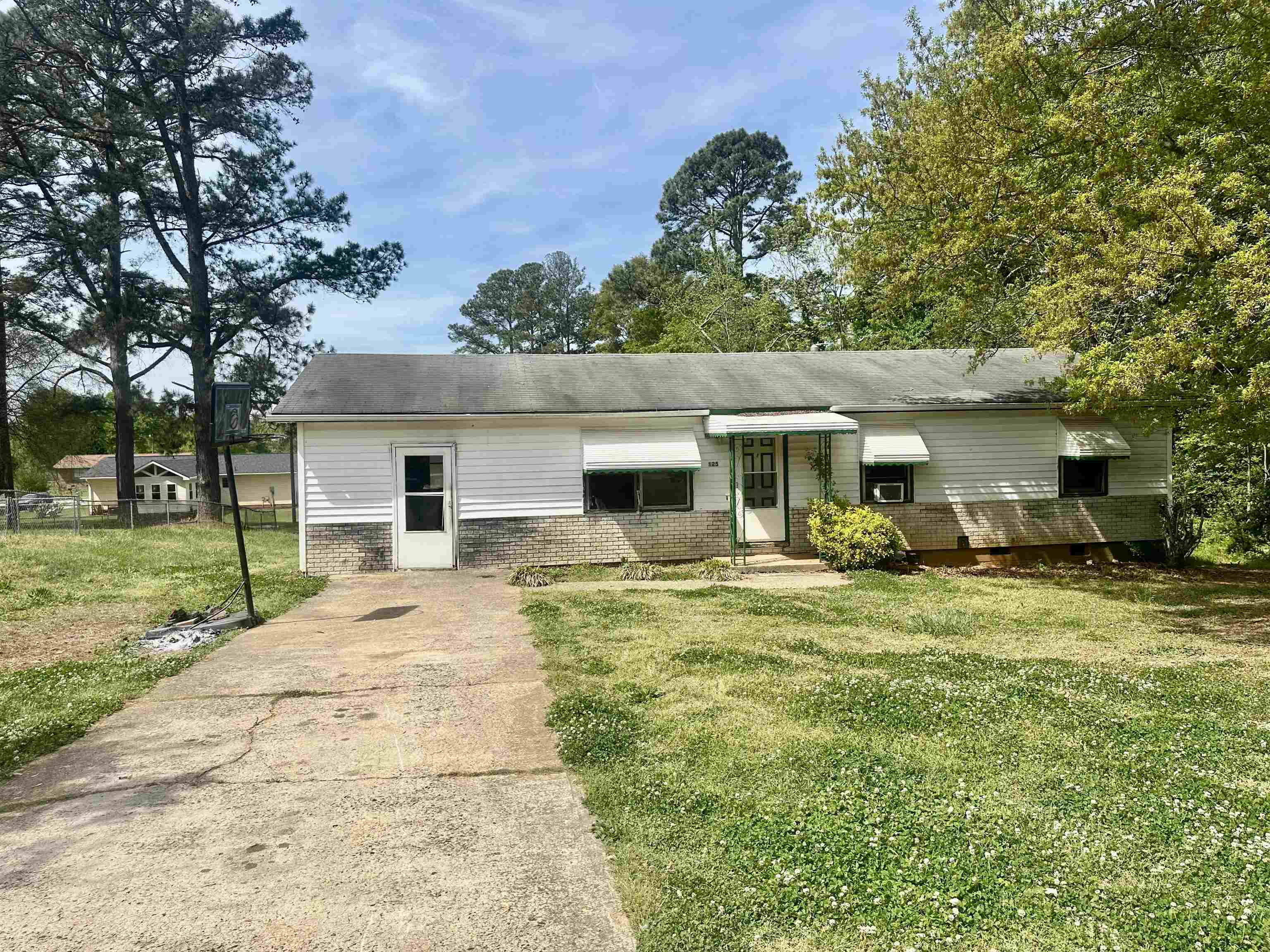 125 Camellia Circle
