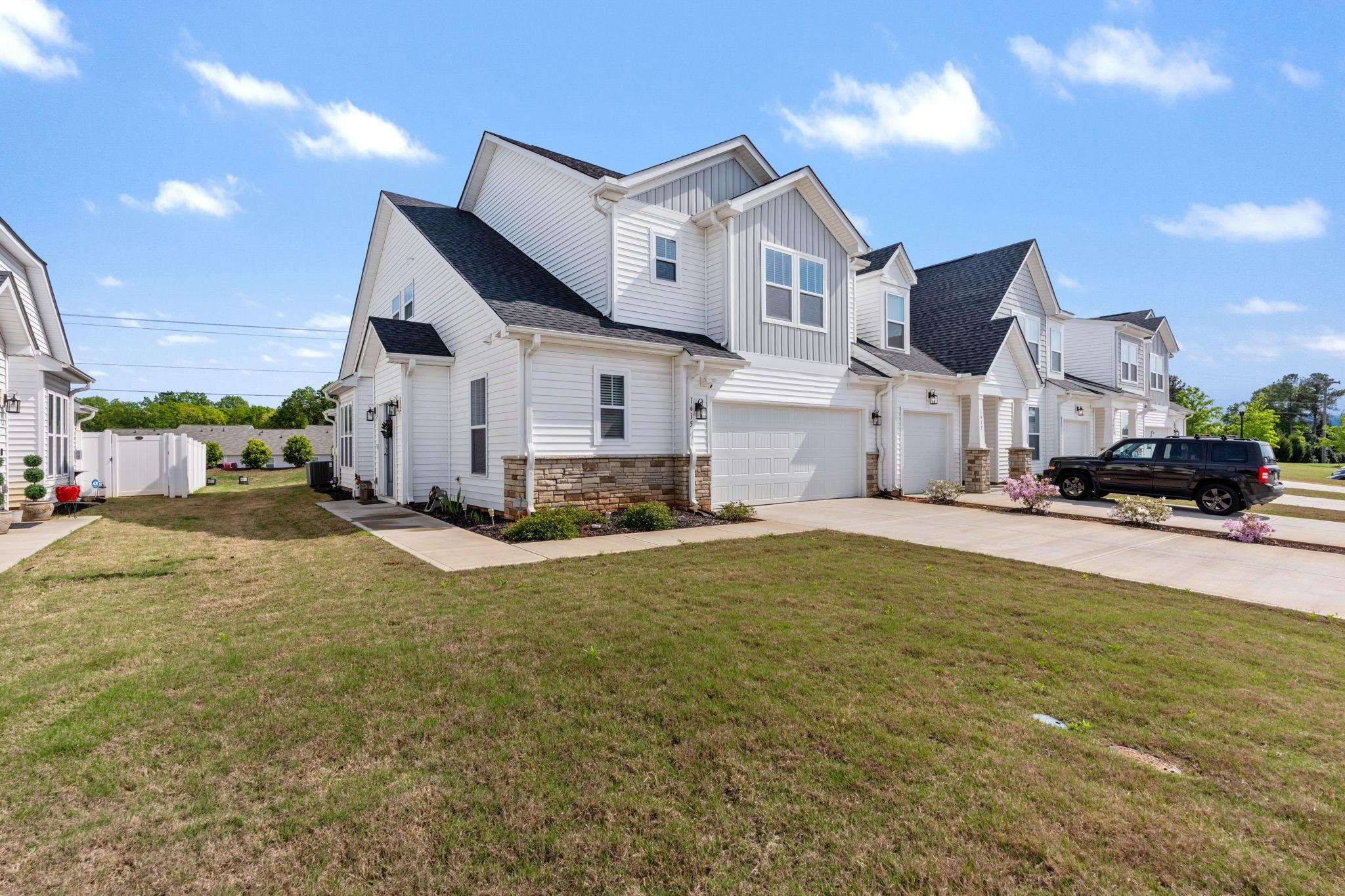 1615 Chelmsford Court