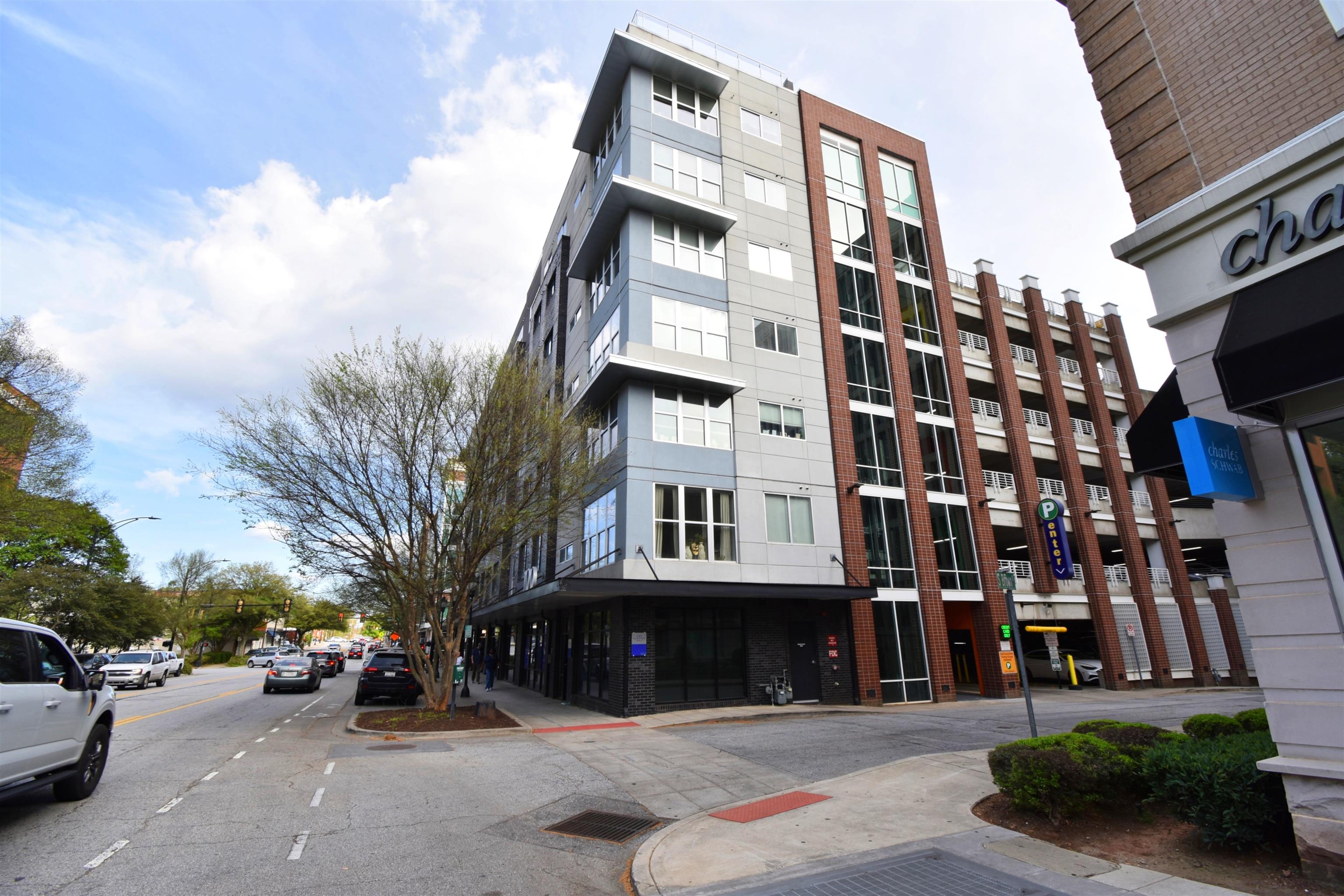 100 E Washington Street