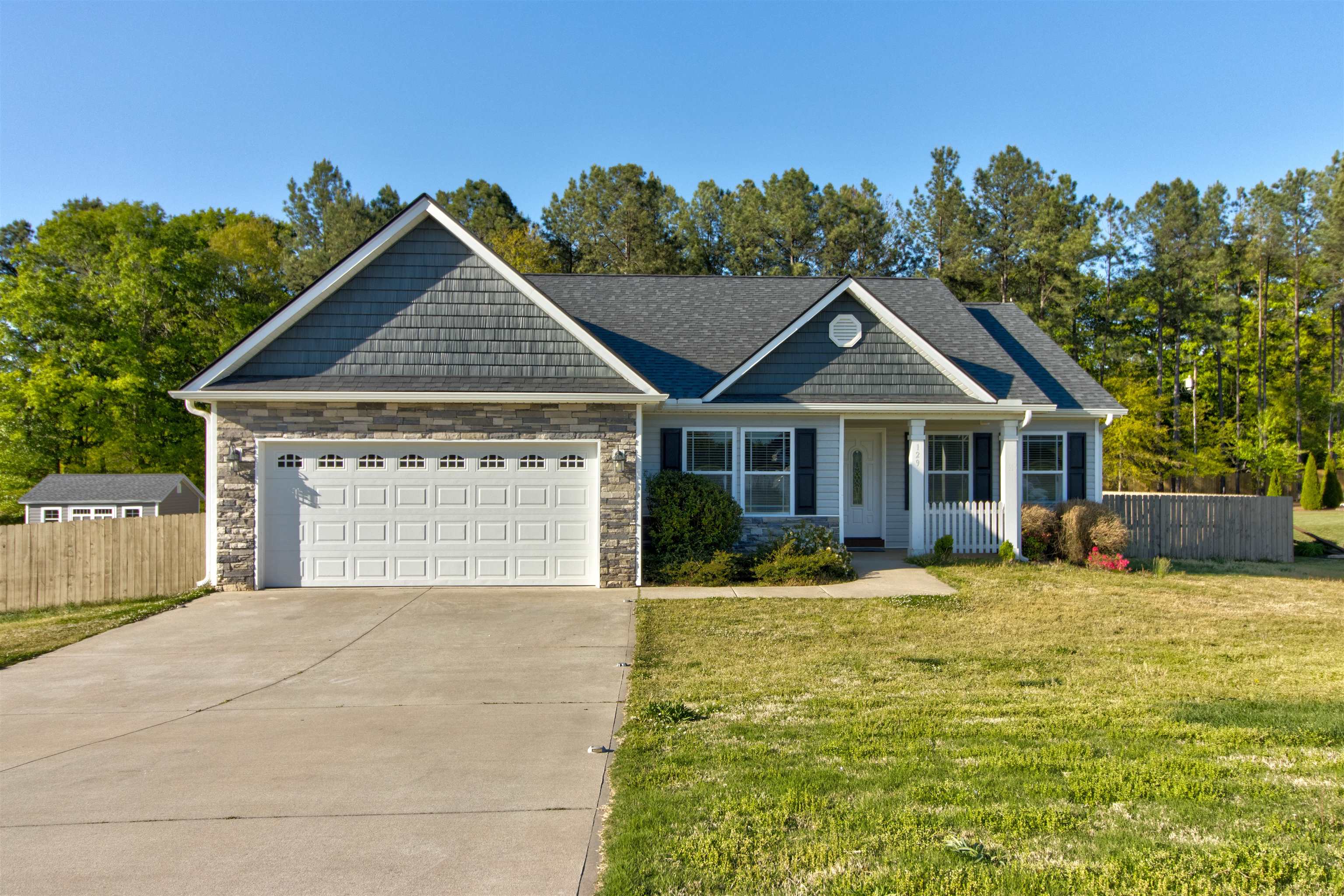 129 Fruitridge Trail