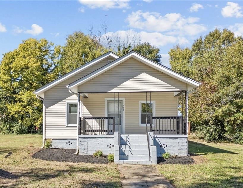 228 Grandview Drive