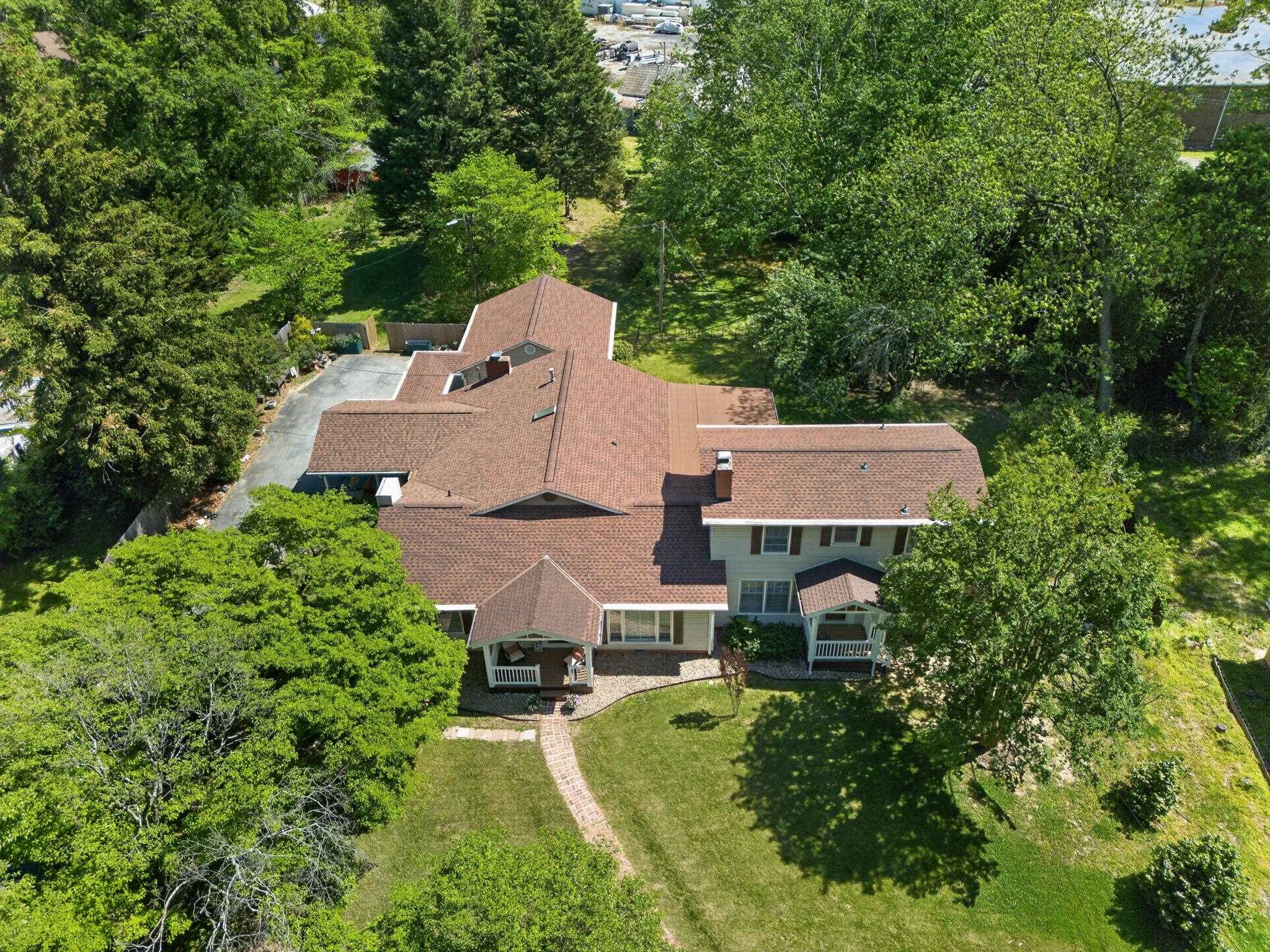 323 Workman Avenue