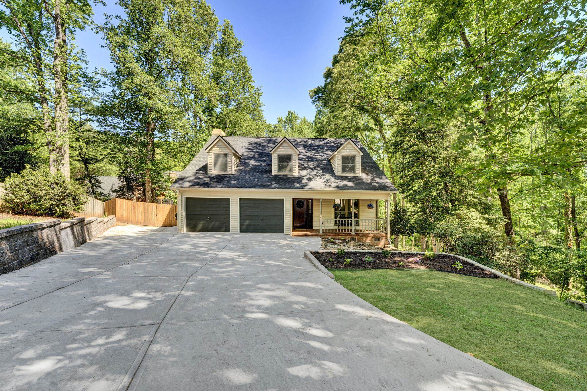 105 Summer Creek Court
