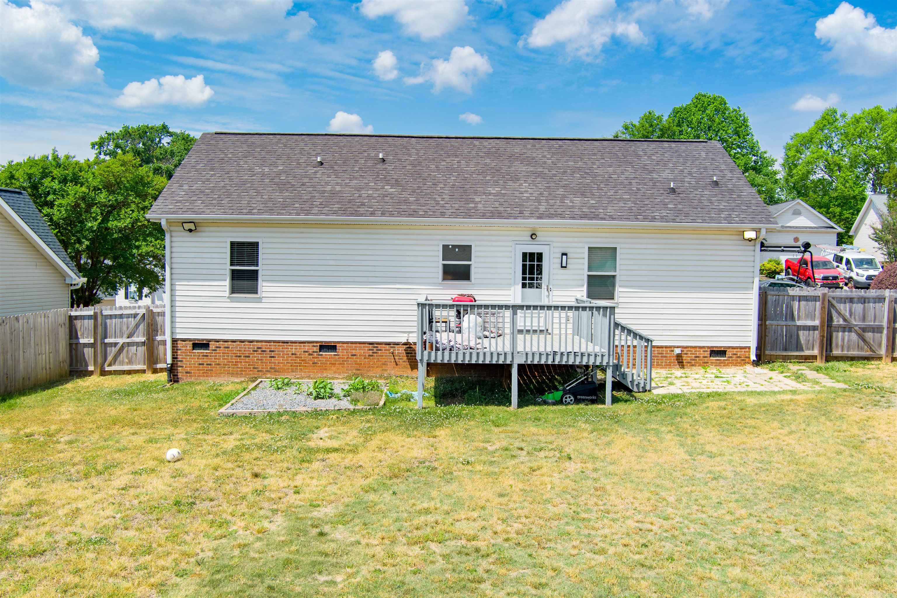 1104 Dunwoody Drive