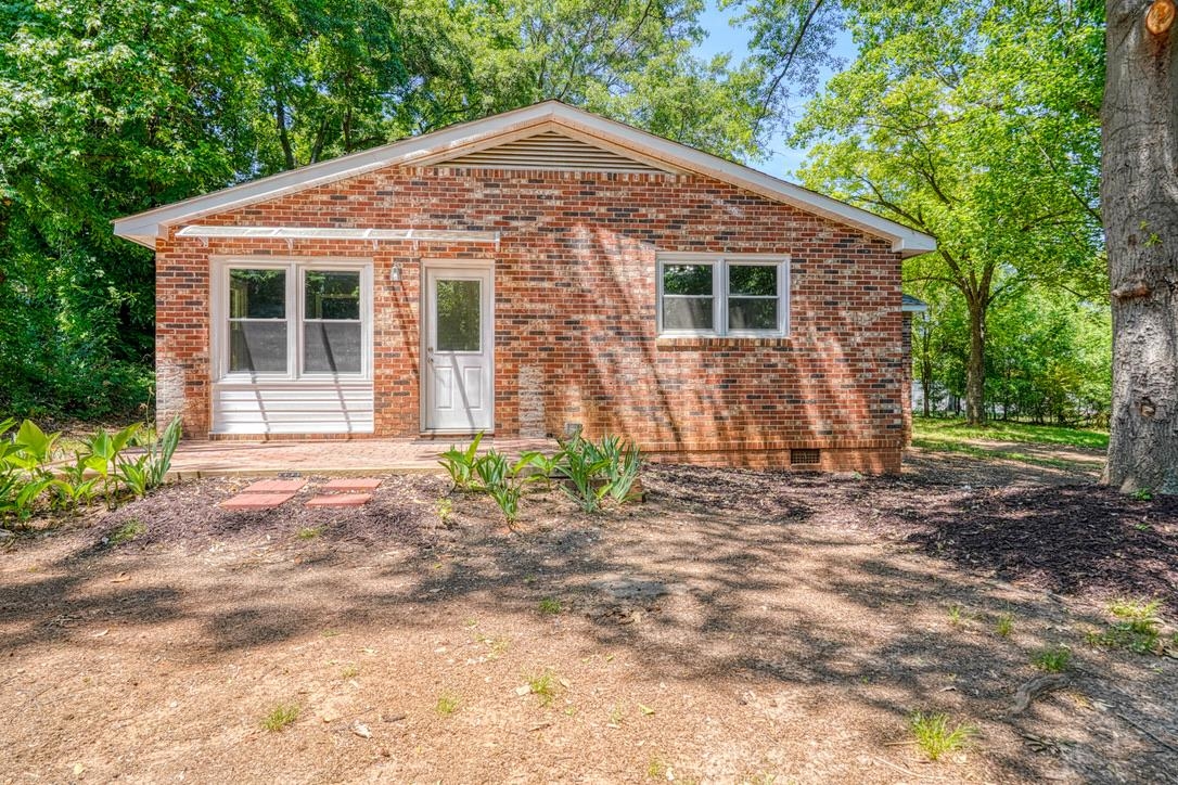 7110 Cotton Owens Drive