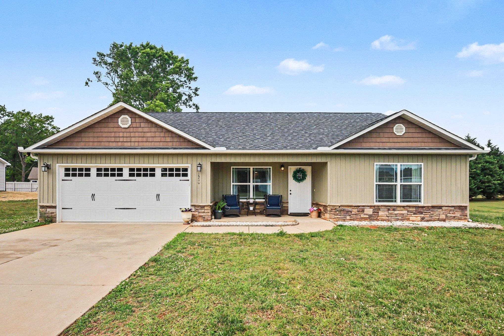 1580 Settle Road