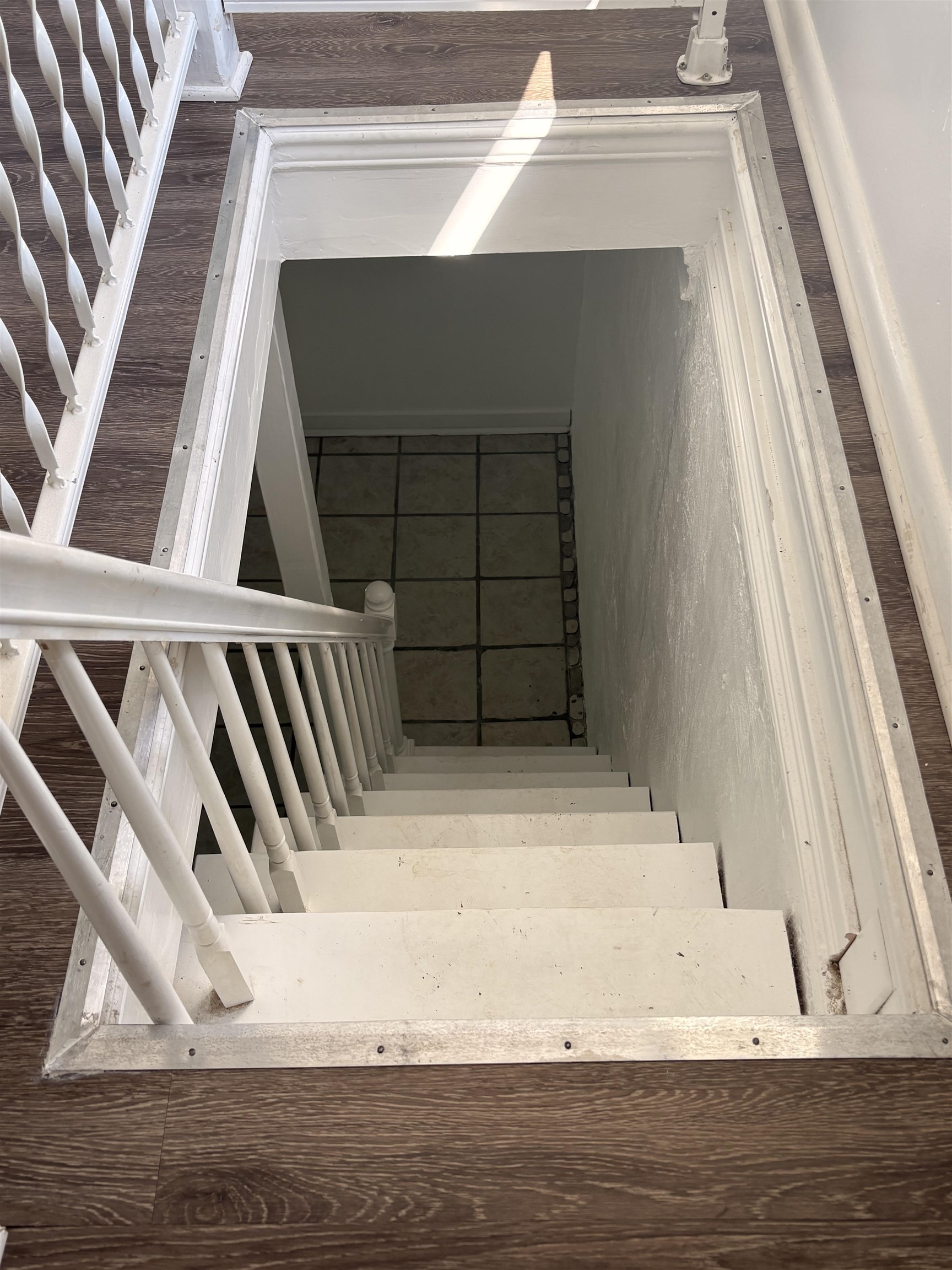 Image 12