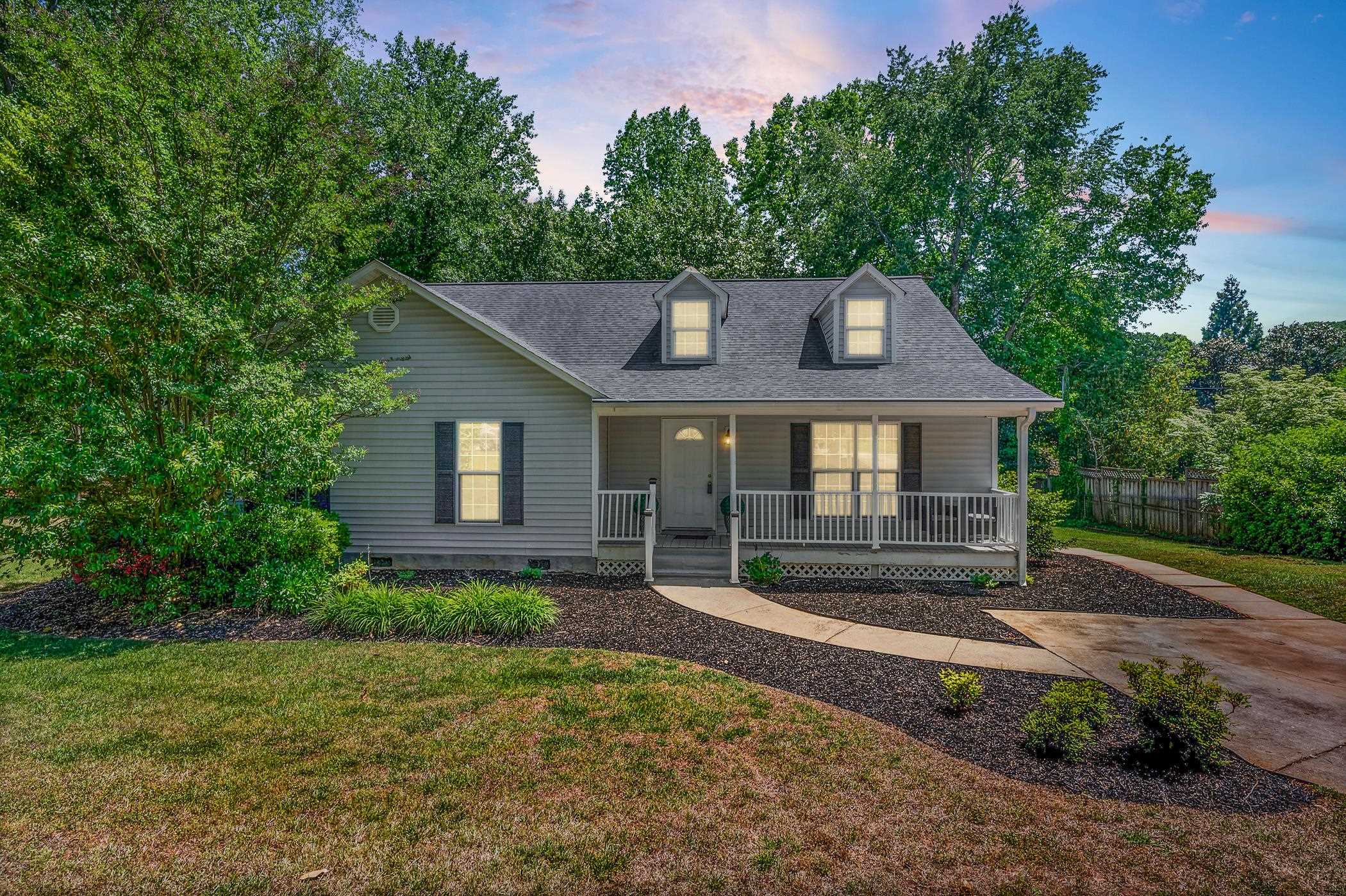 460 Ransdell Drive