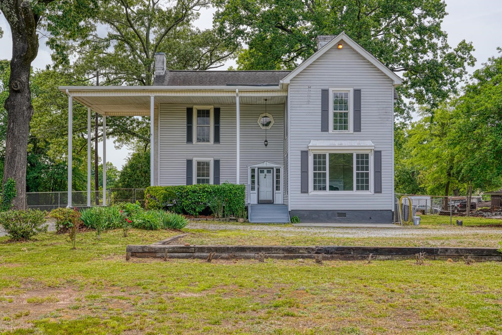 4279 N Blackstock Road