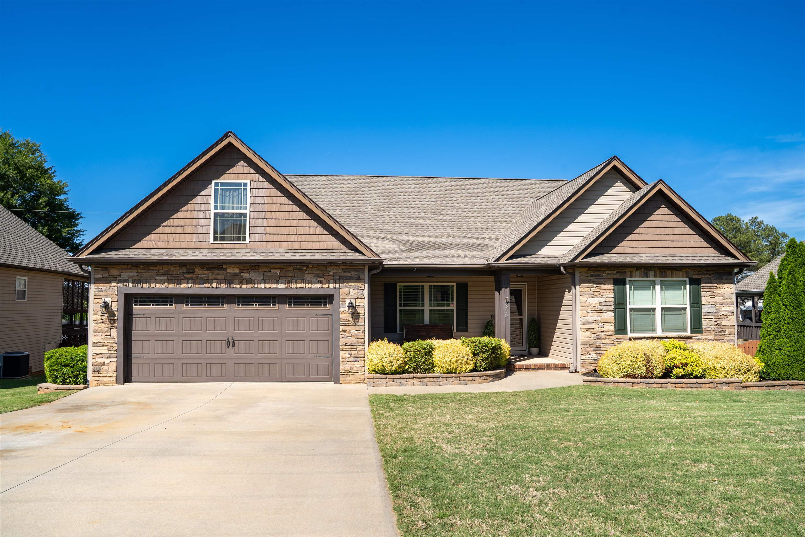 310 War Emblem Drive