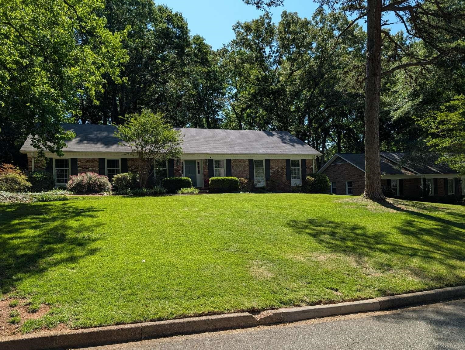 255 Heathwood Drive
