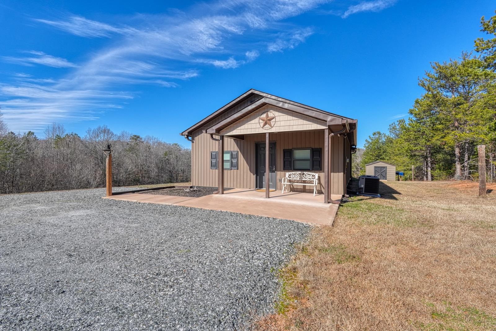 275 Michaels Ct