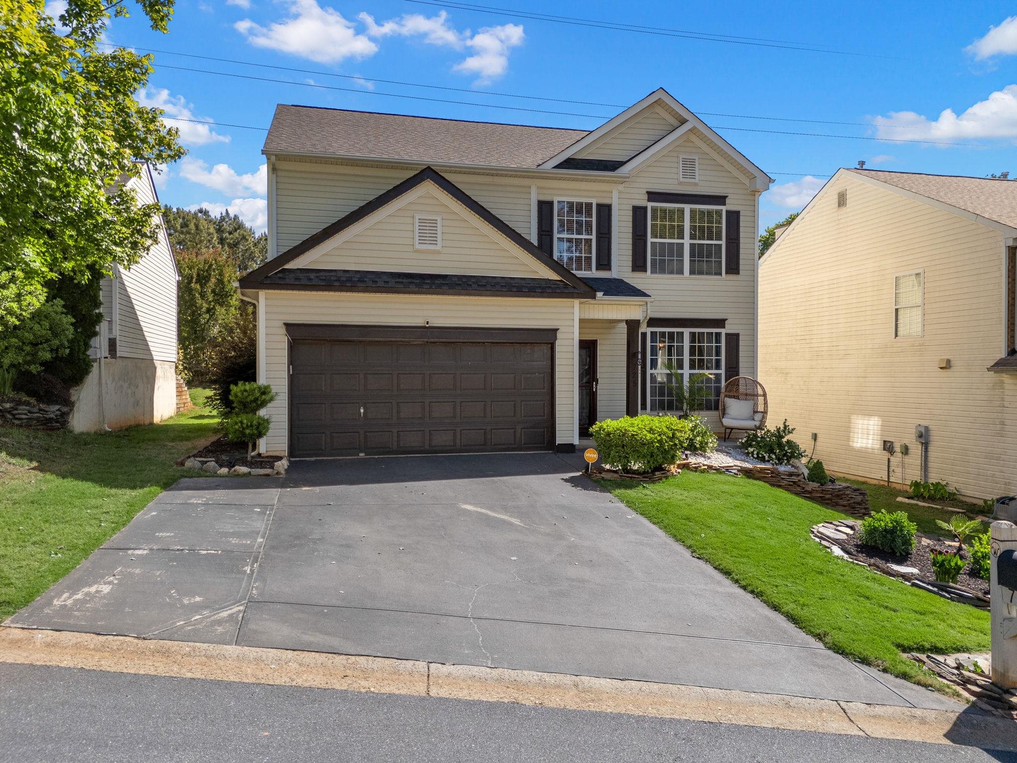 725 Terrace Creek