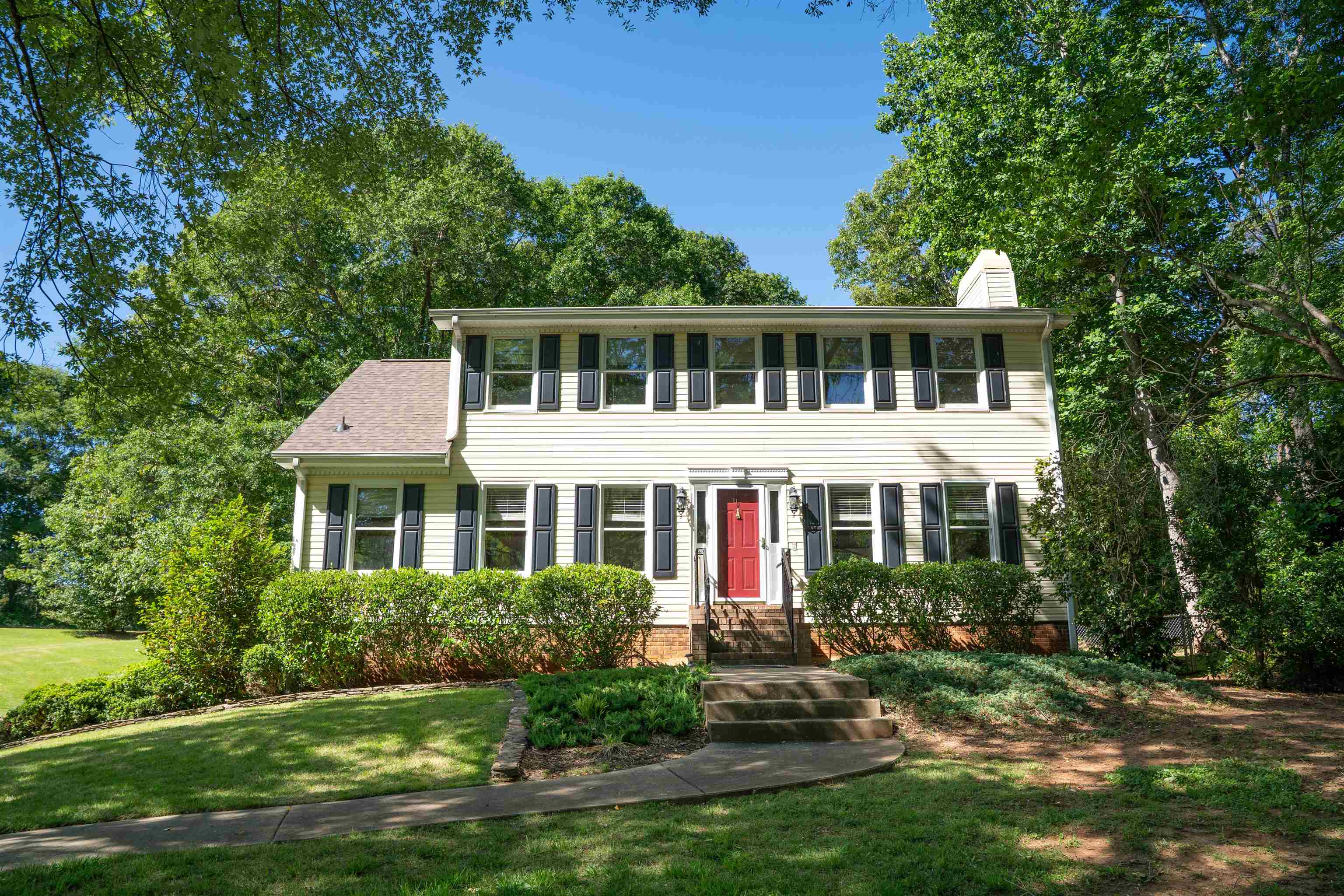 100 Shenandoah Drive