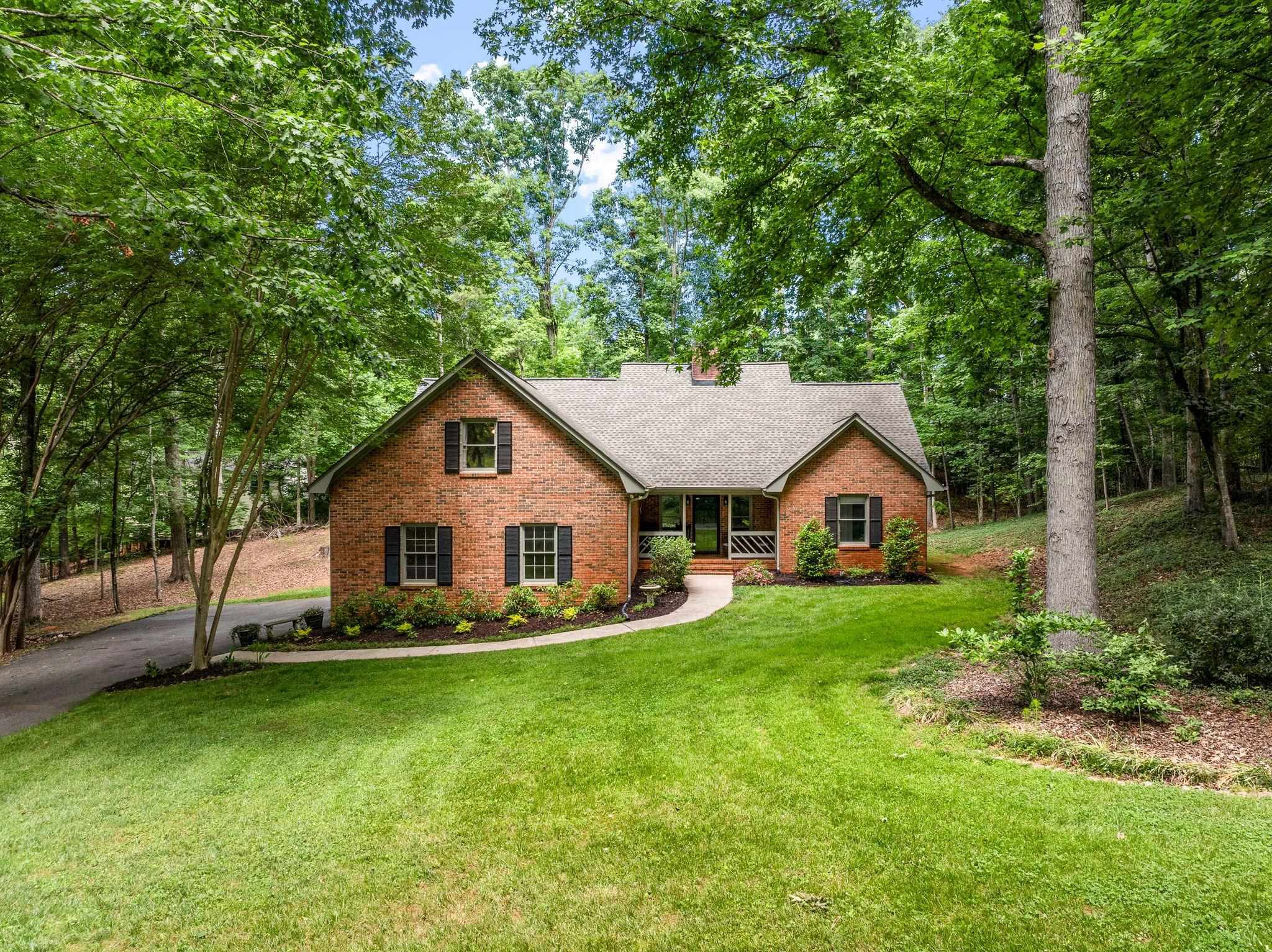 14 Mockingbird Ct