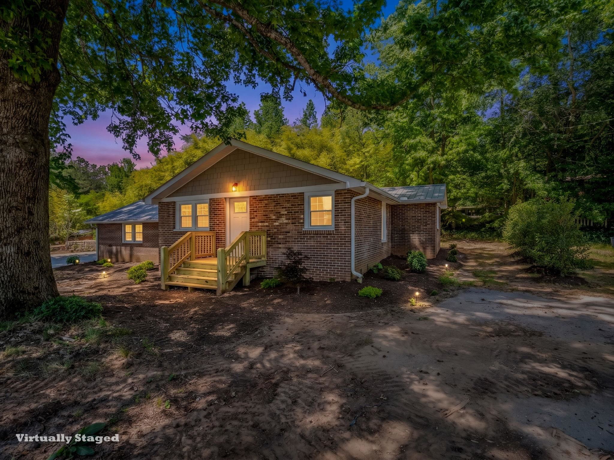 5923 N Highway 14