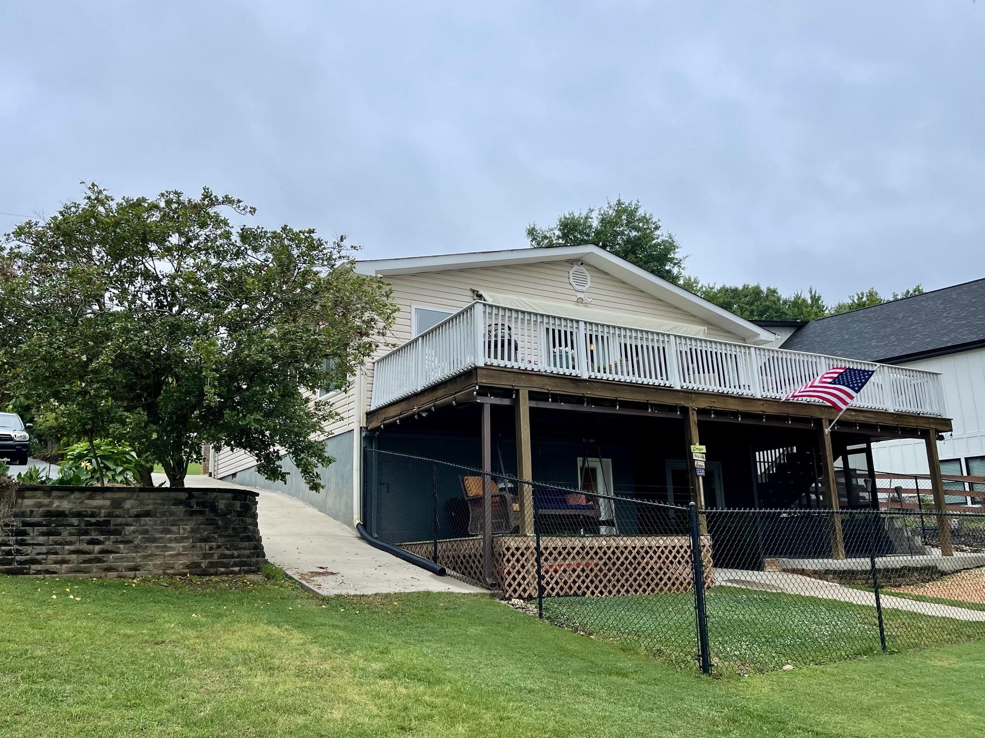 155 Lakeview Drive