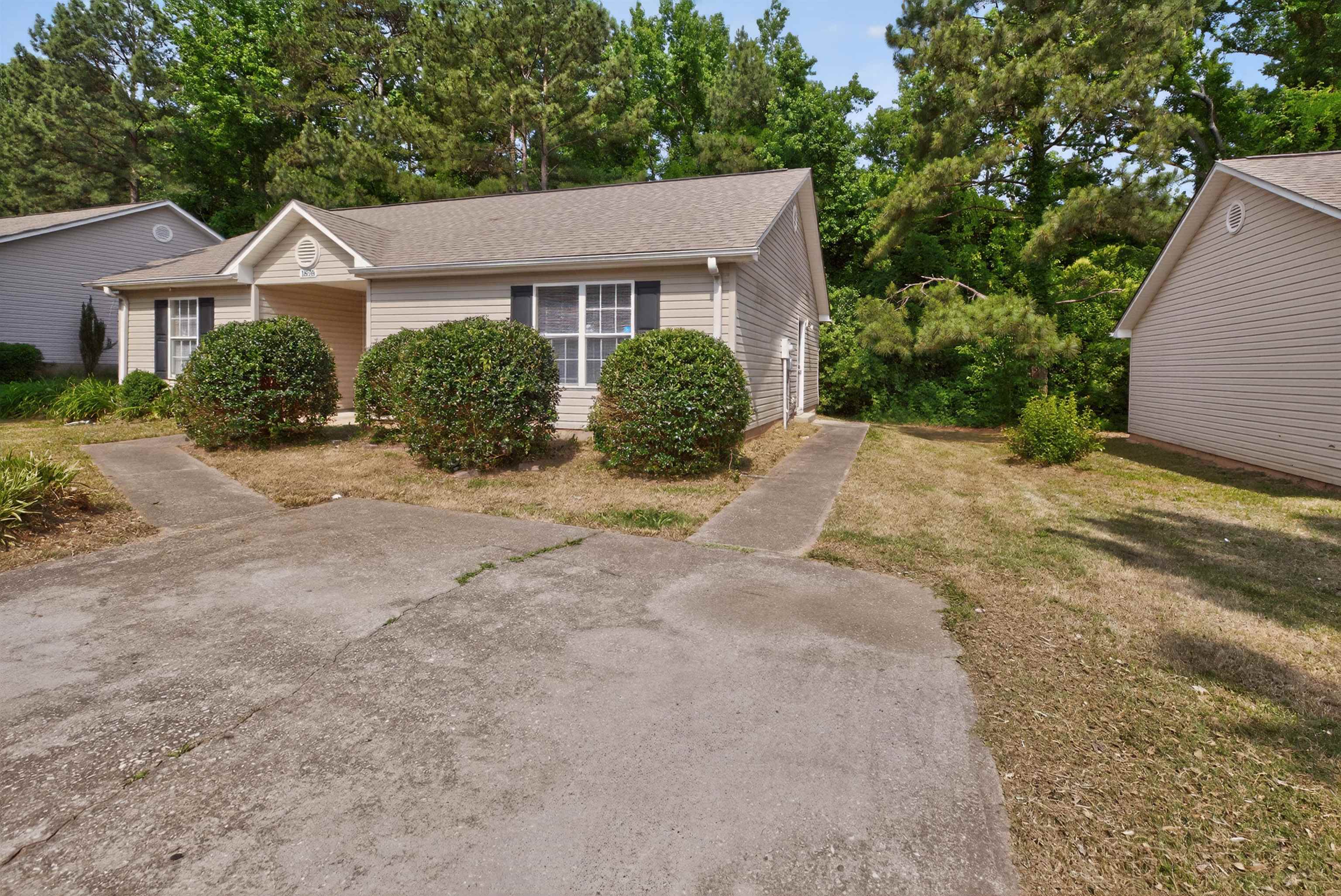 1876 Tamara Way