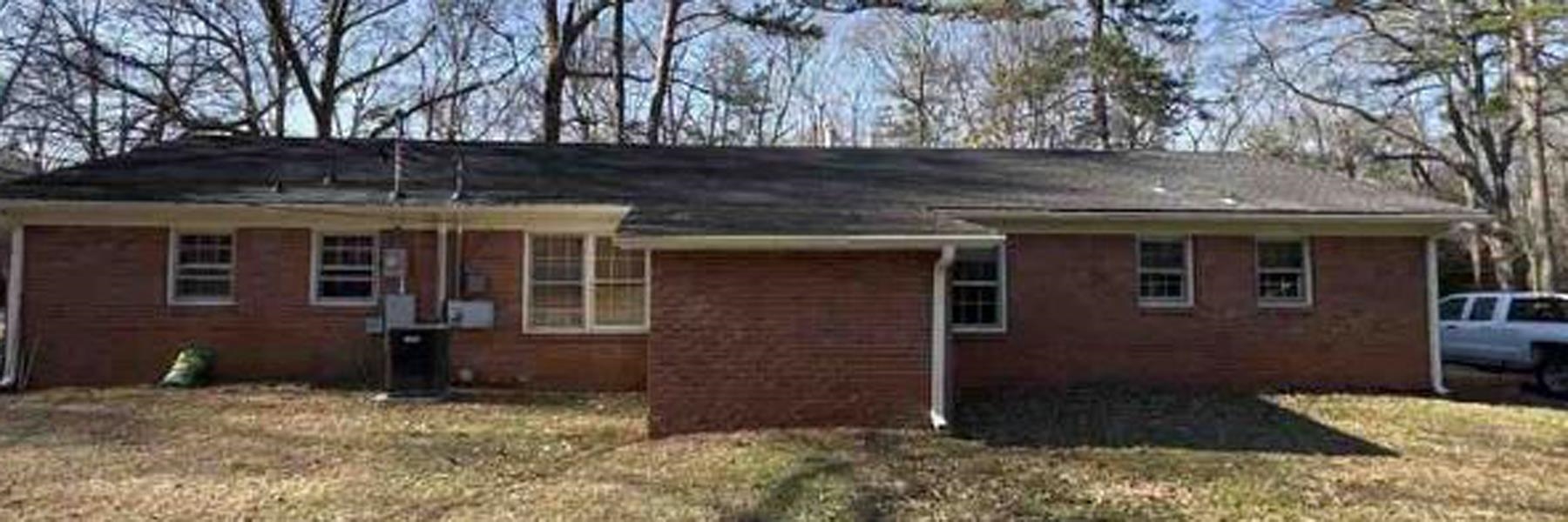 2056 Pineview Drive