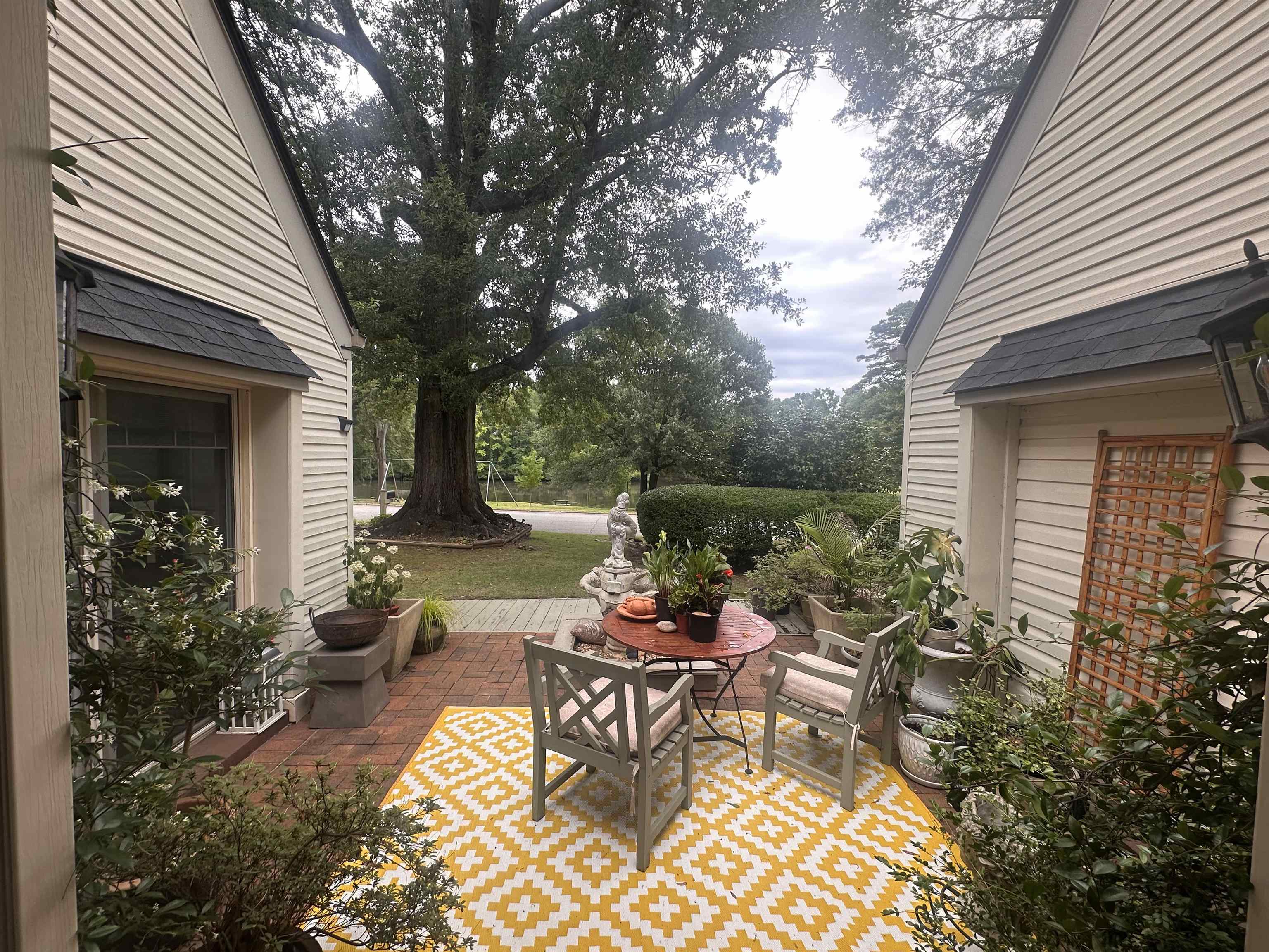 221 Saratoga Drive