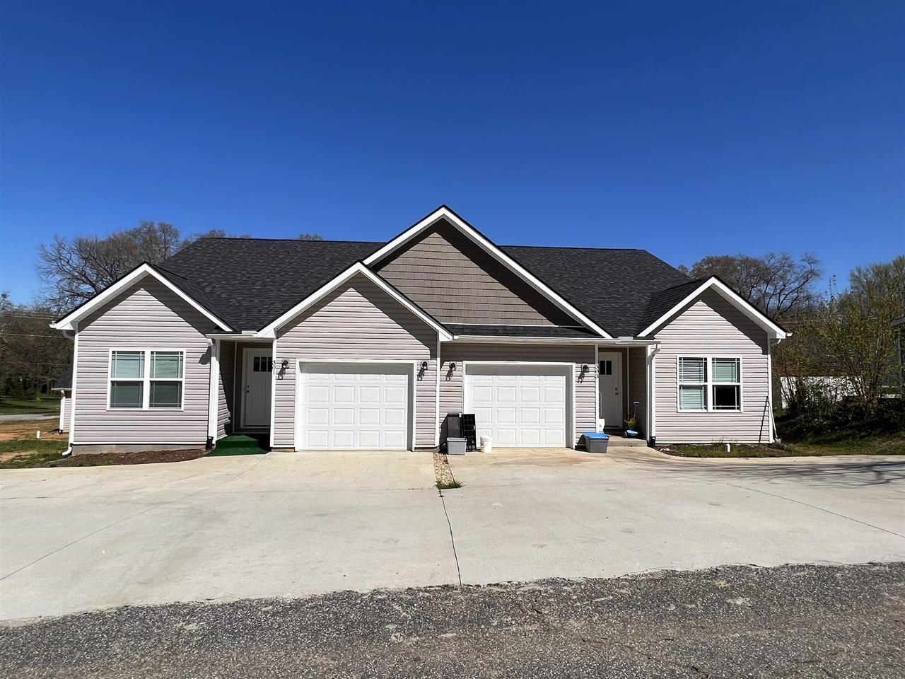 303 Edgefiled Street