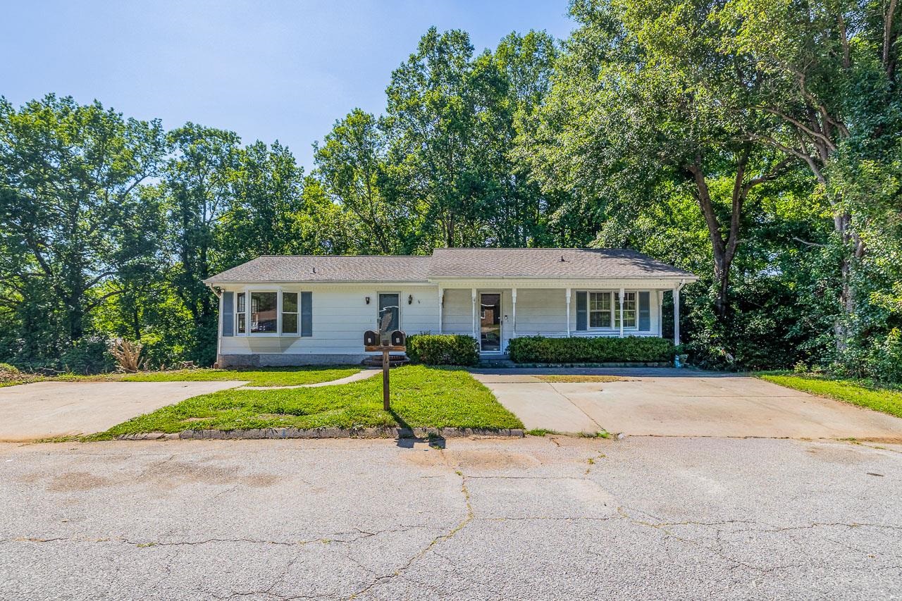 4016 Pebblebrook Court