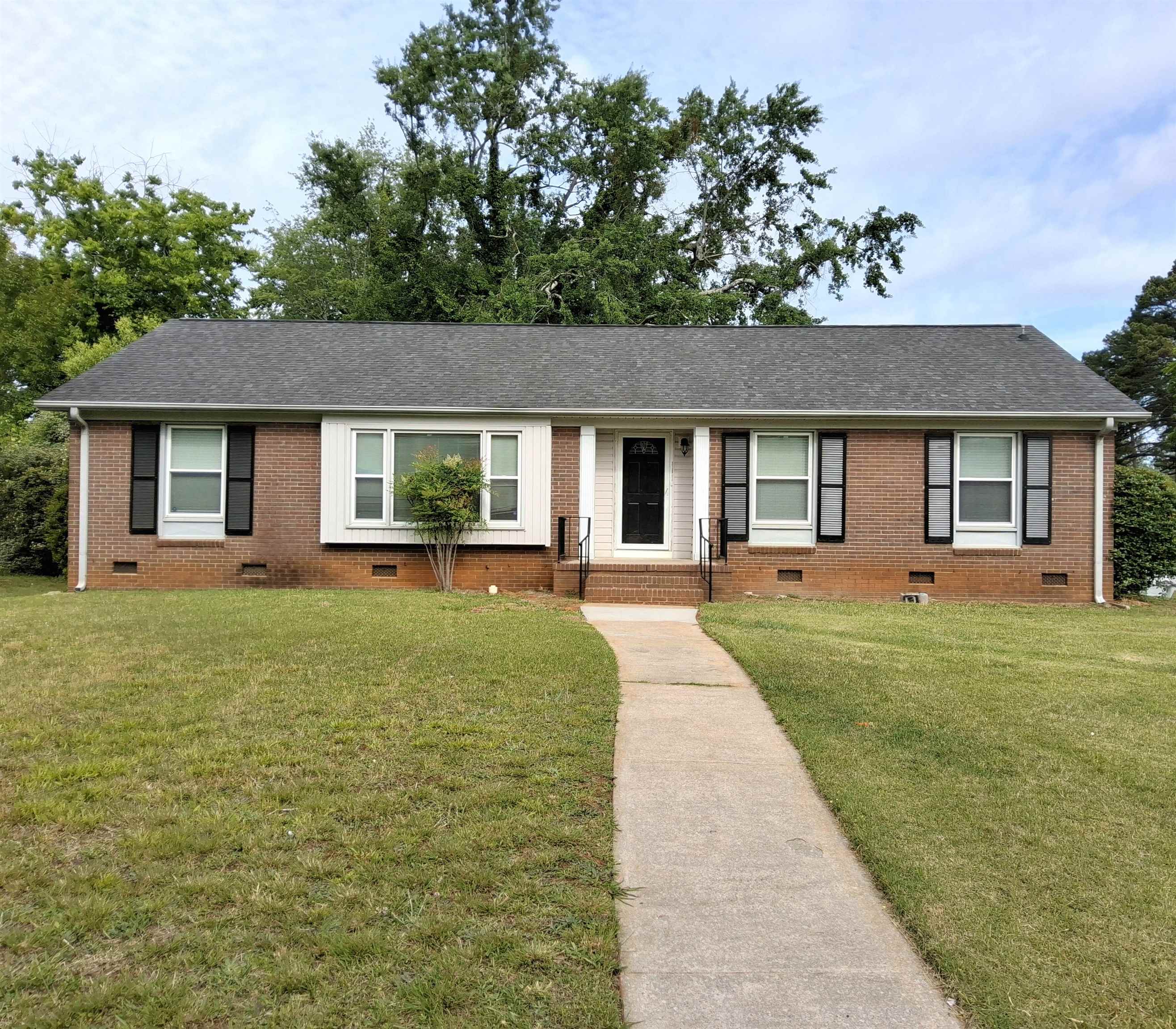 256 St. Matthews Lane