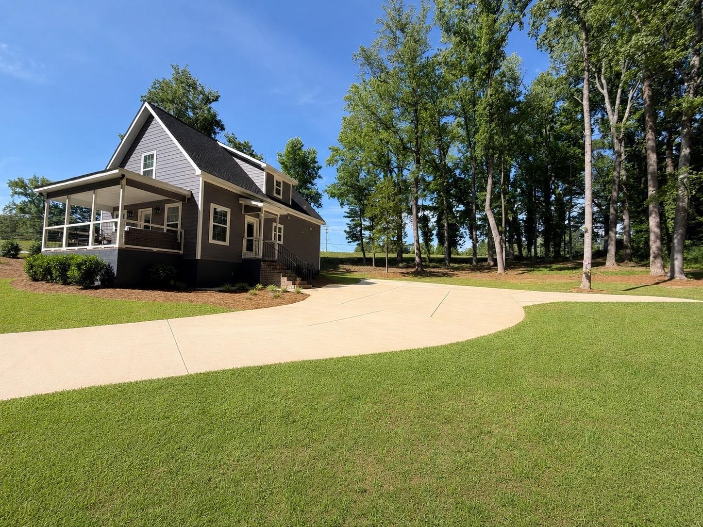 198 Walden Circle
