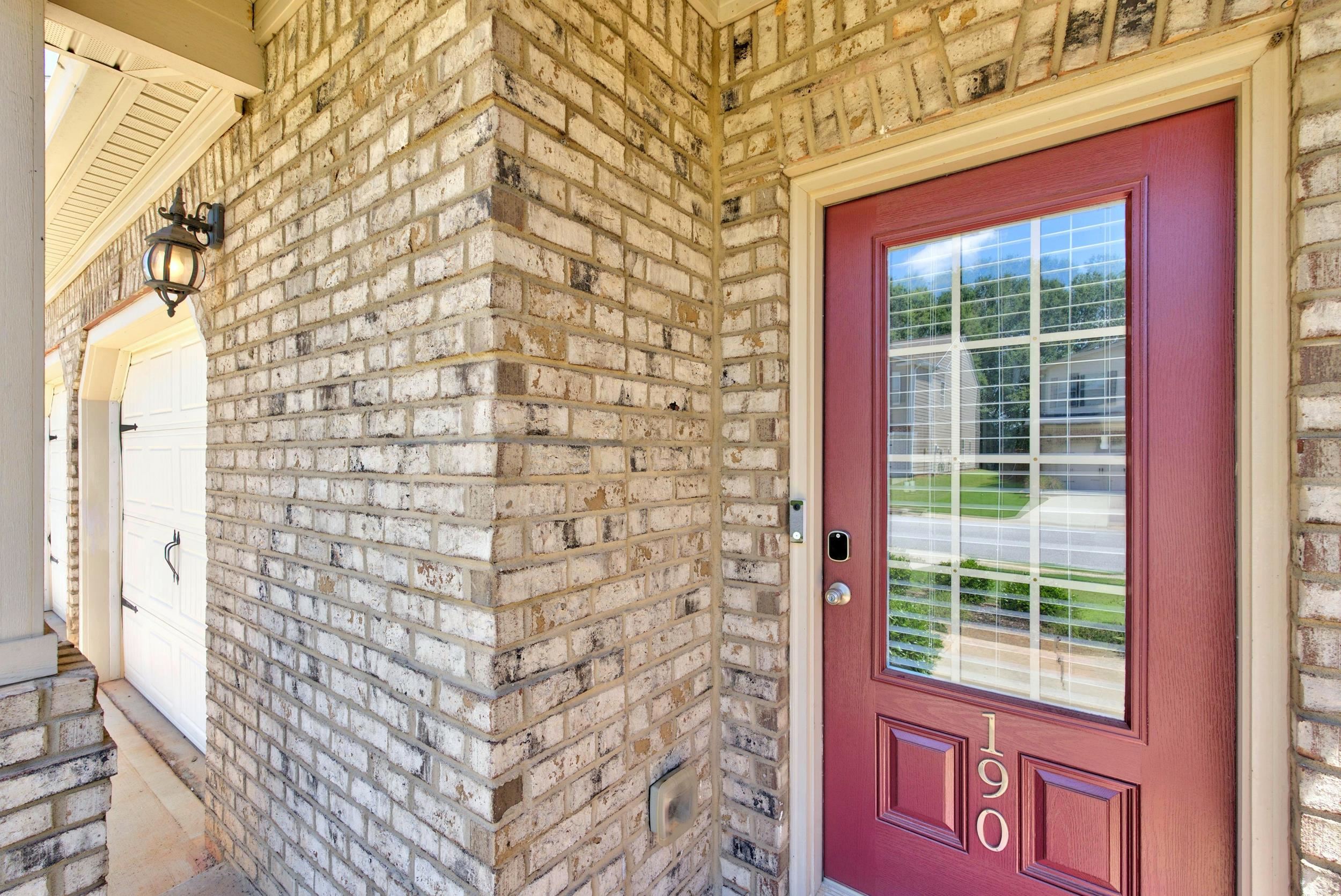 190 Heatherwood Lane