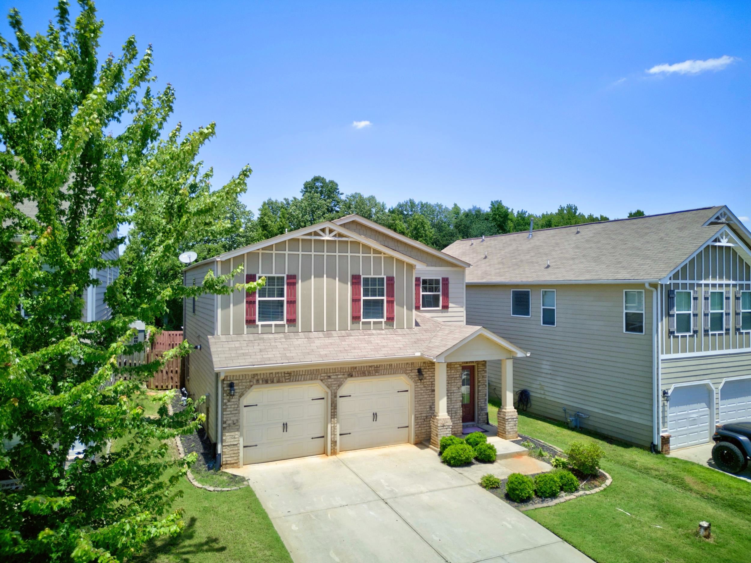 190 Heatherwood Lane