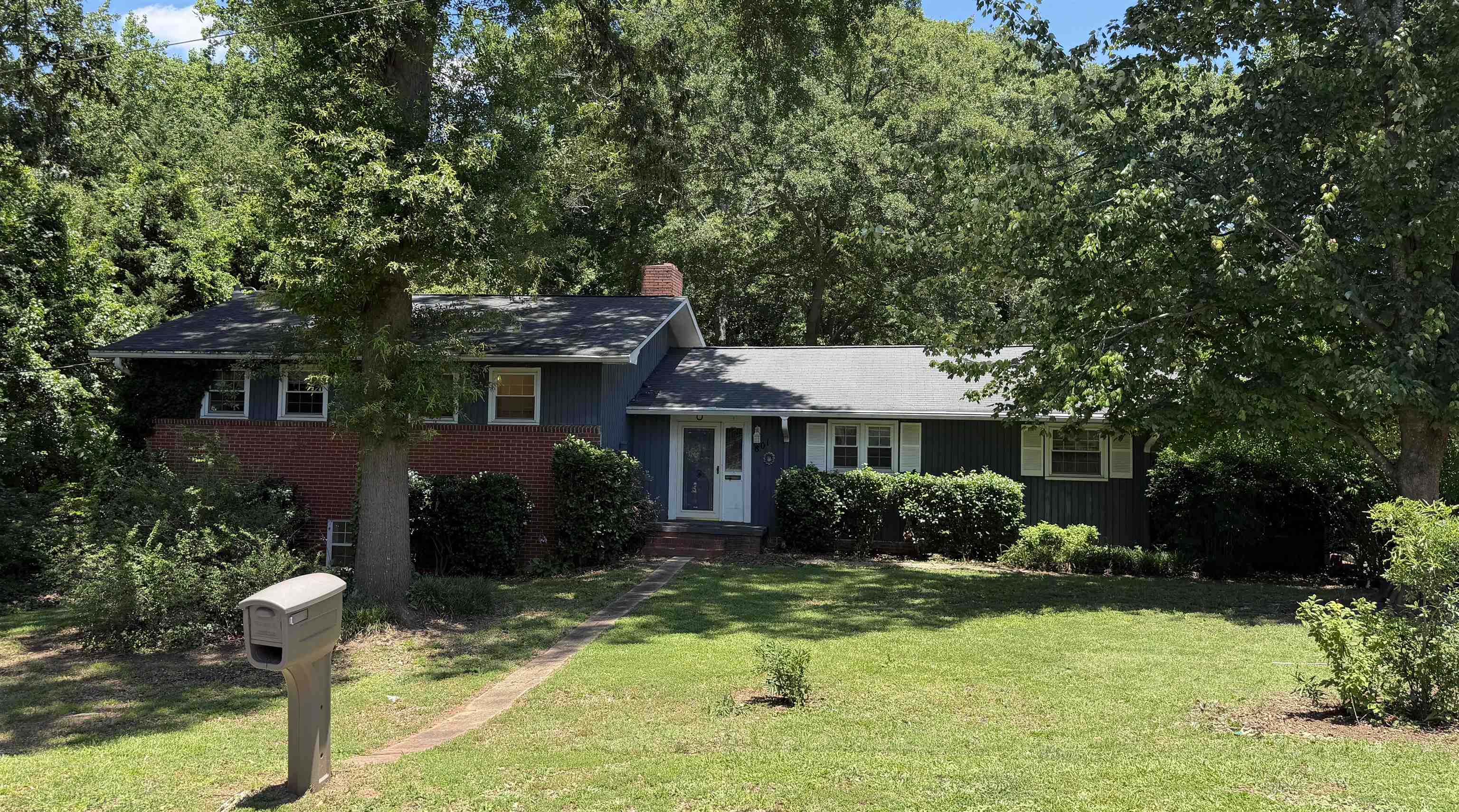 801 Magness Drive