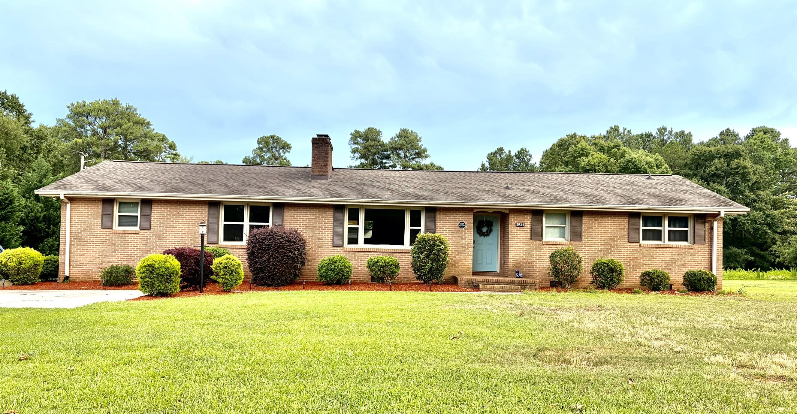 5811 Reidville Road