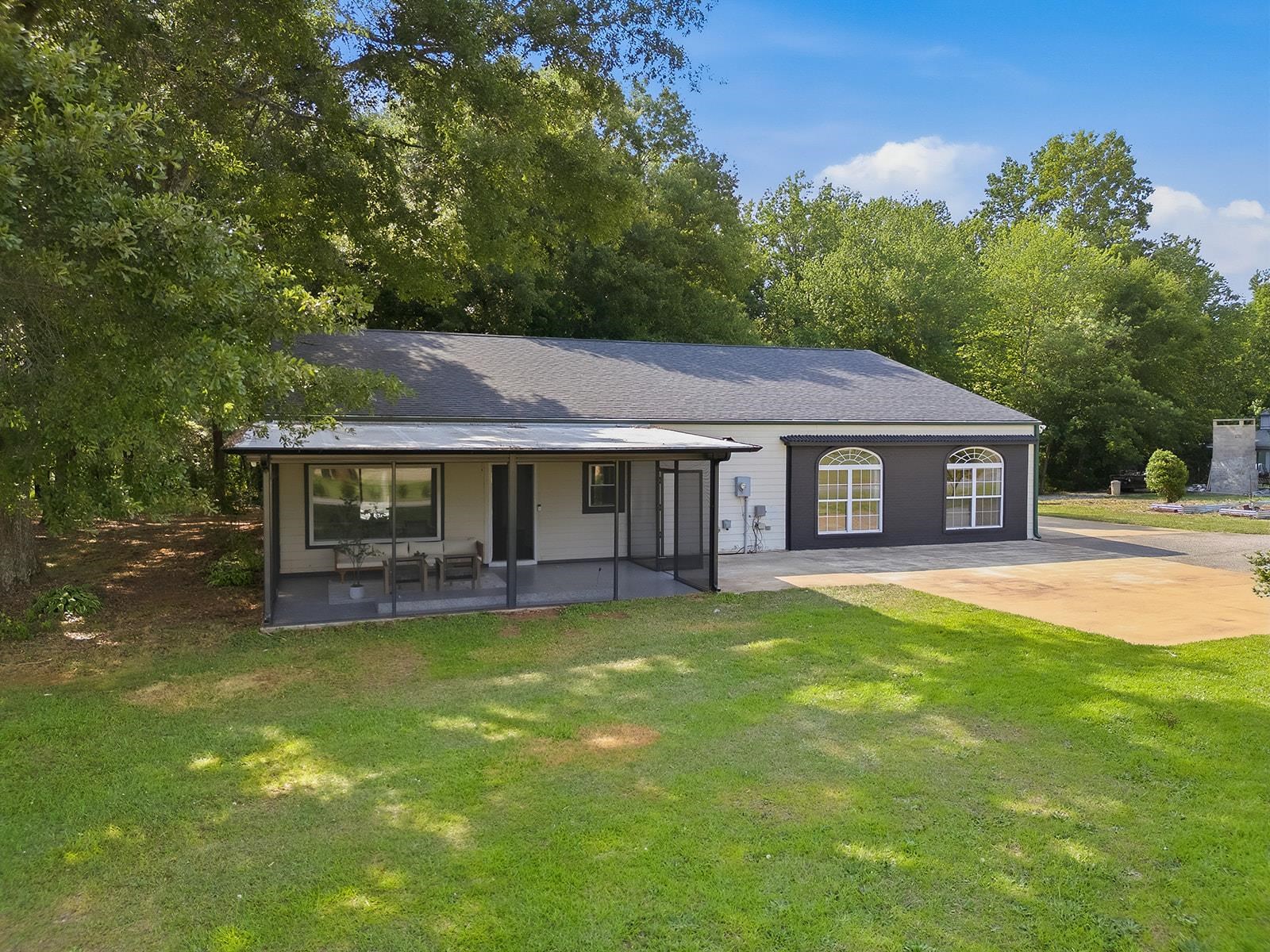 4055 Highway 357