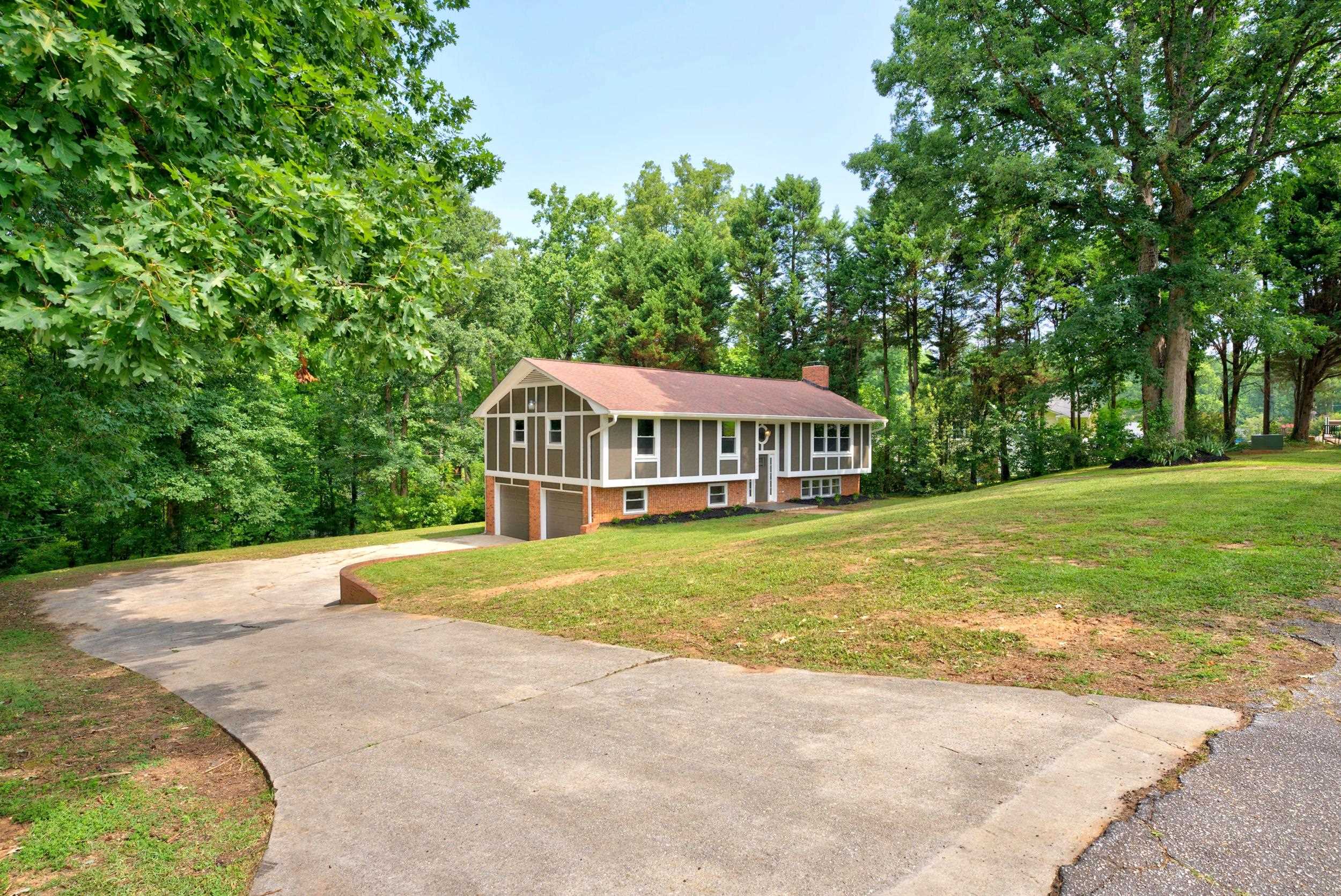 4727 Worden Drive